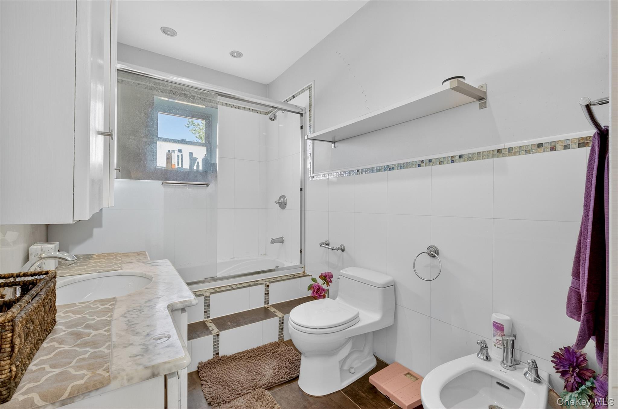 Single Family 87th Queens, NY 11421, MLS-998289-21