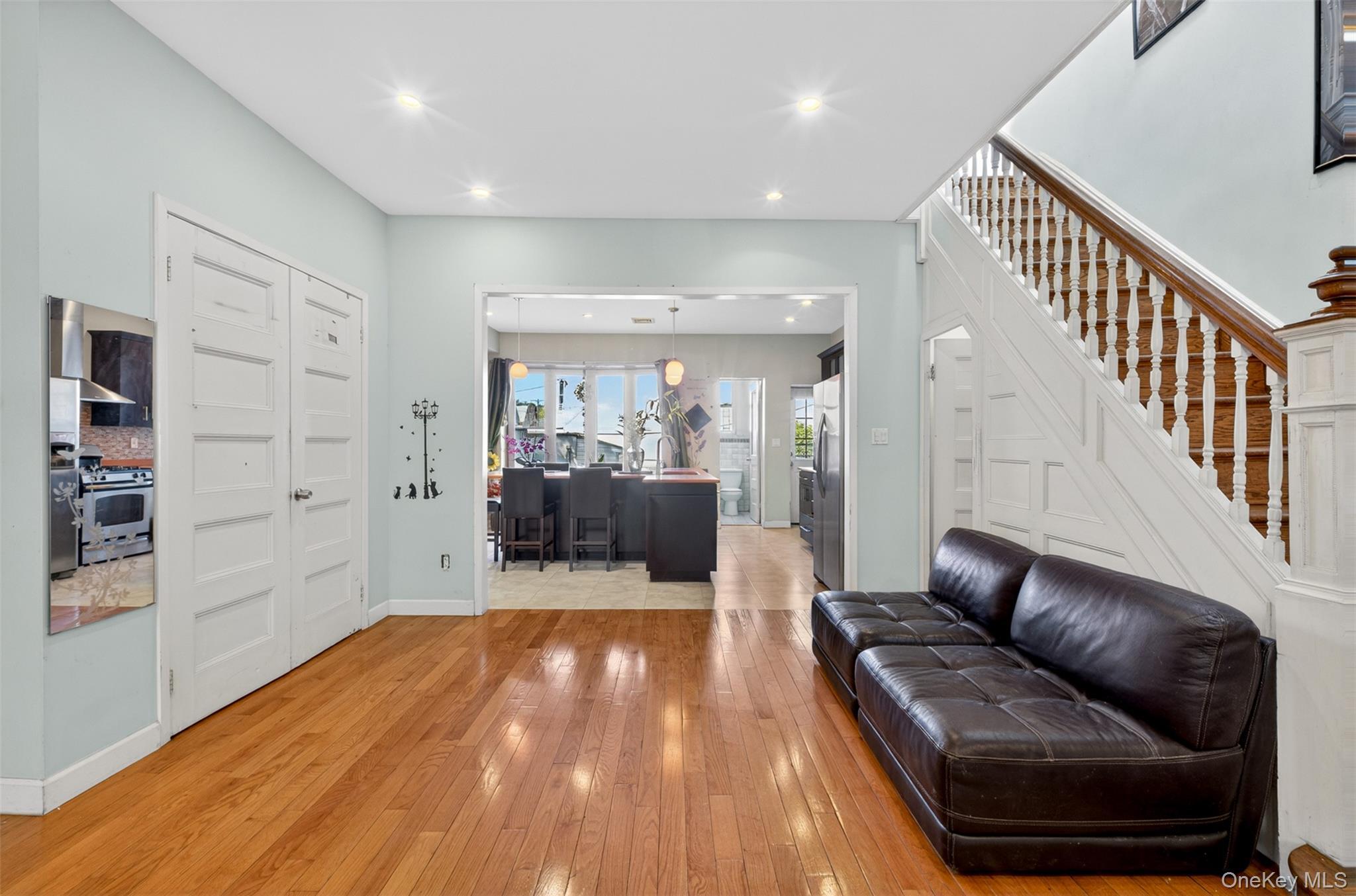 Single Family 87th Queens, NY 11421, MLS-998289-6