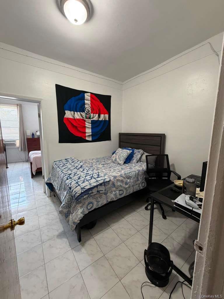 Single Family 65th Street Queens, NY 11385, MLS-998291-7