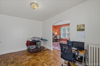 Single Family Hill Bronx, NY 10466, MLS-998299-12