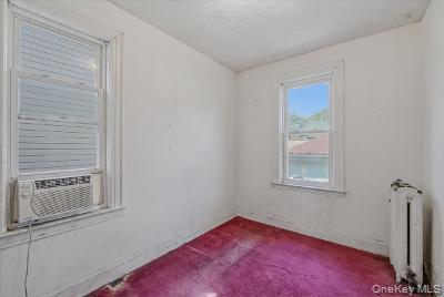 Single Family Hill Bronx, NY 10466, MLS-998299-26