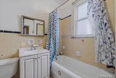 Single Family Hill Bronx, NY 10466, MLS-998299-32