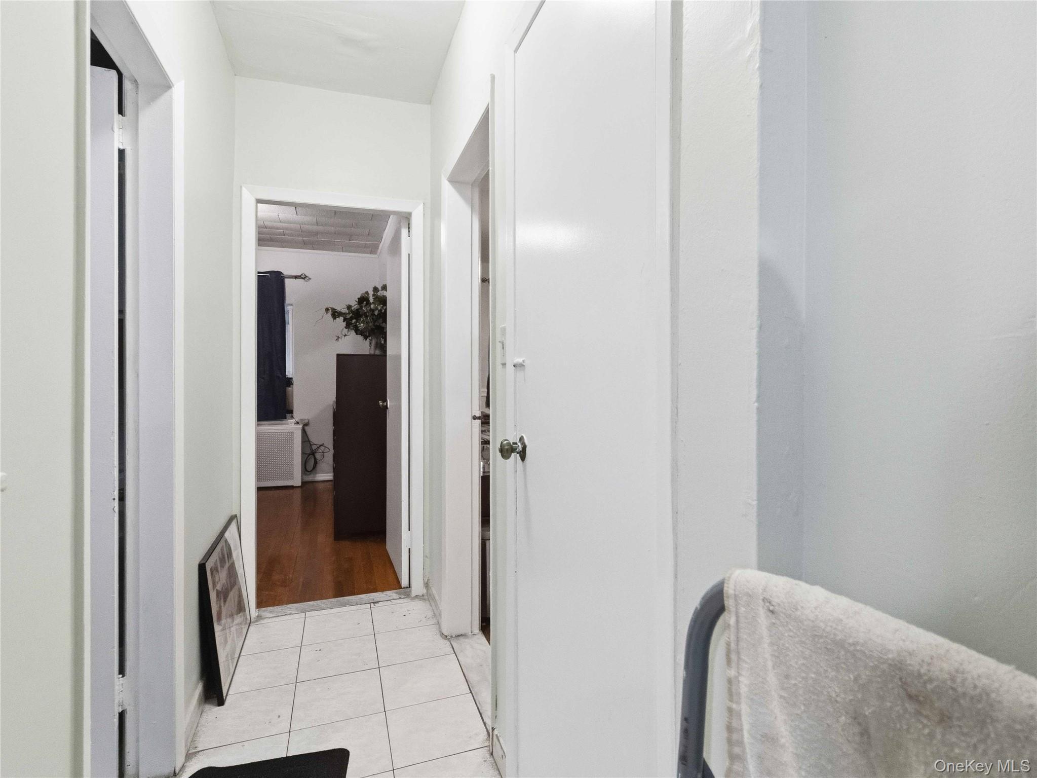 Single Family 101st Queens, NY 11416, MLS-998313-8