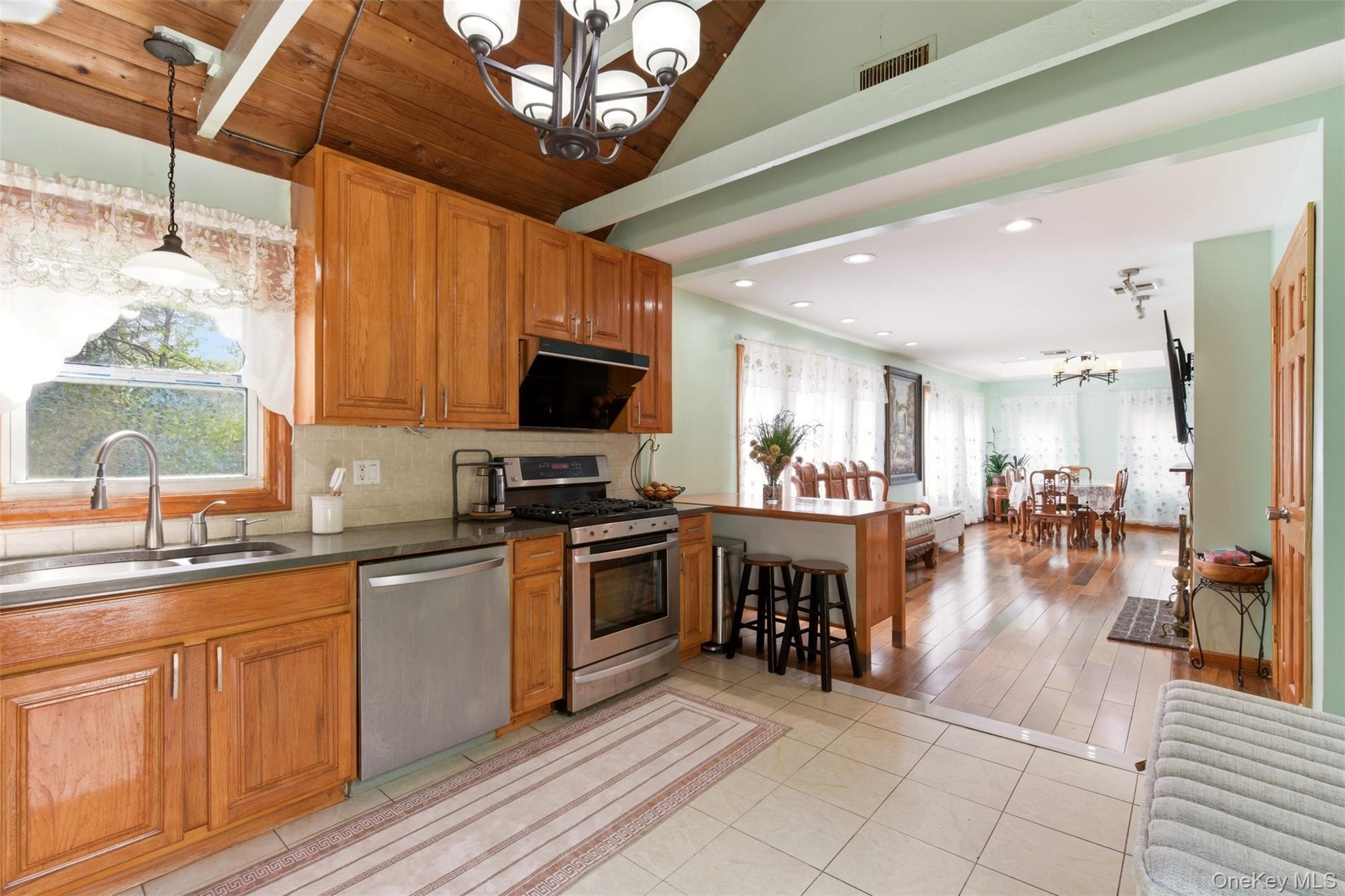 Single Family 38th Road  Queens, NY 11363, MLS-998320-15