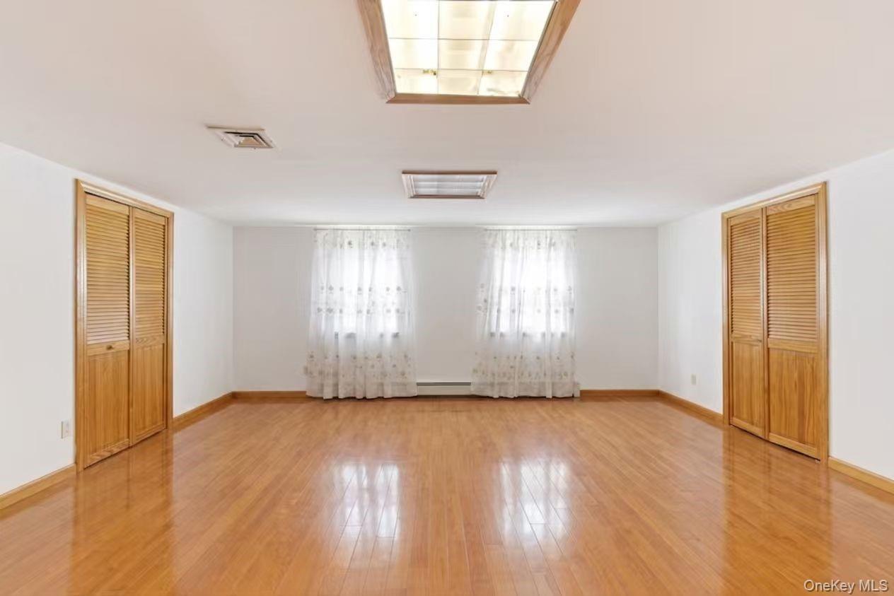 Single Family 38th Road  Queens, NY 11363, MLS-998320-23