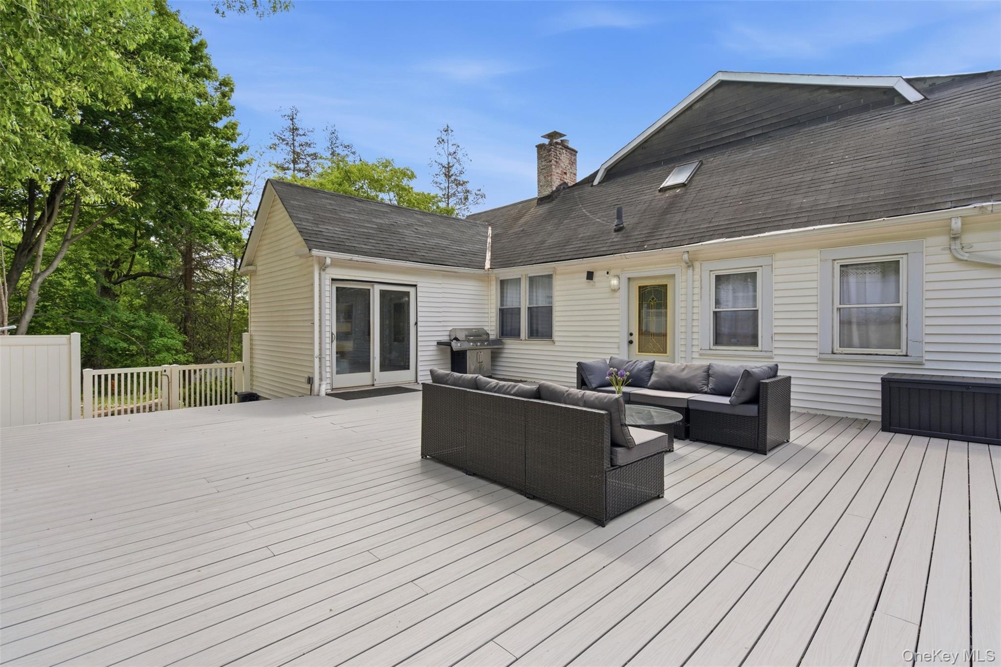 Single Family 38th Road  Queens, NY 11363, MLS-998320-30
