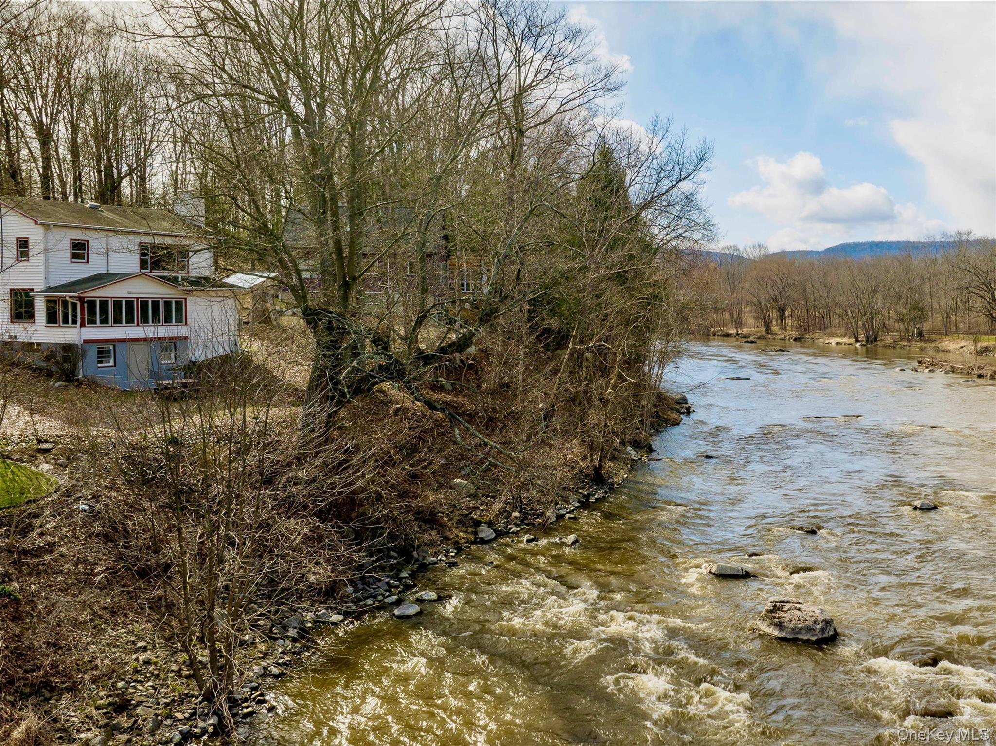 Single Family Old Ford Circle  Ulster County, NY 12561, MLS-998328-27