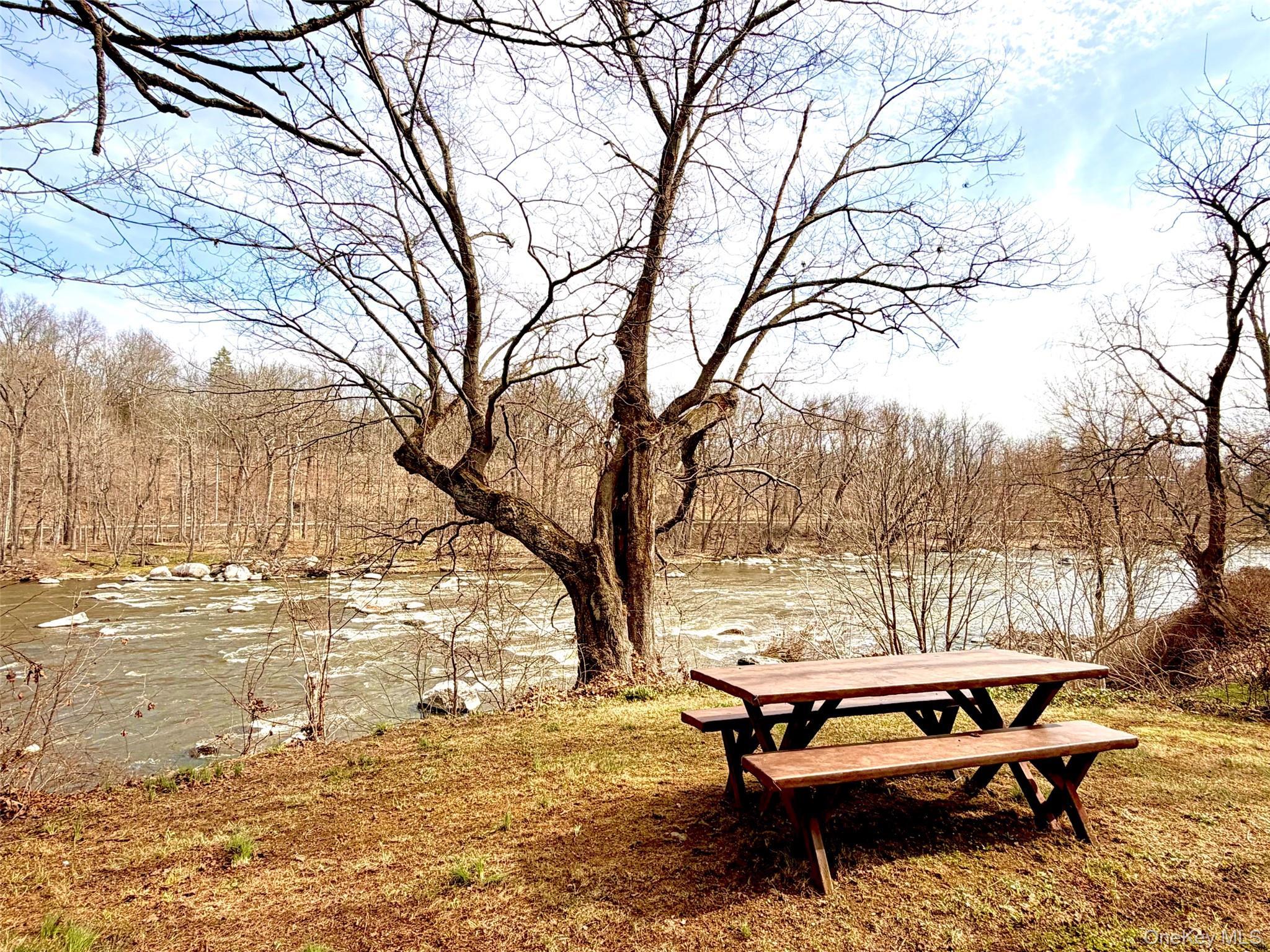 Single Family Old Ford Circle  Ulster County, NY 12561, MLS-998328-32