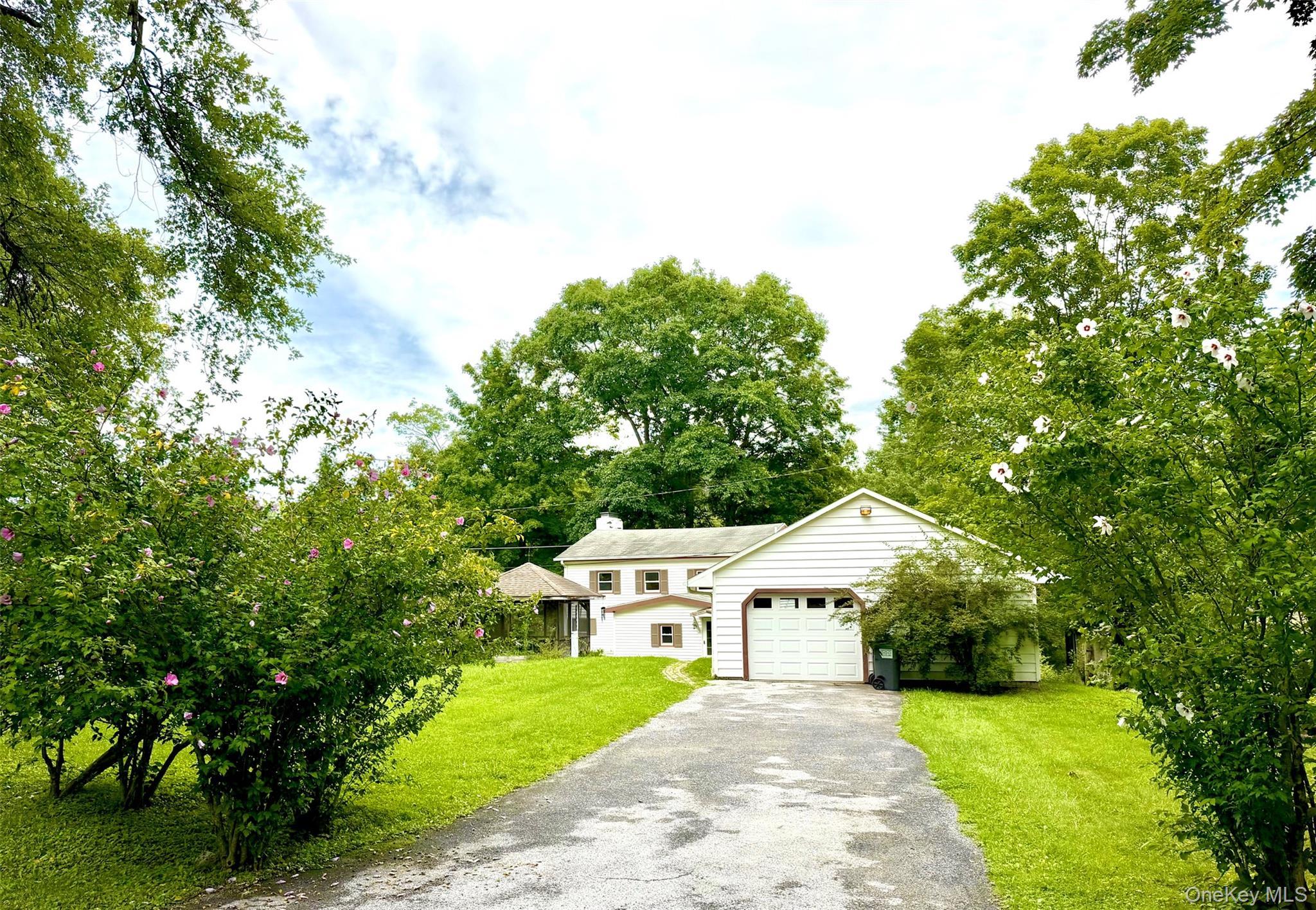 Single Family Old Ford Circle  Ulster County, NY 12561, MLS-998328-35