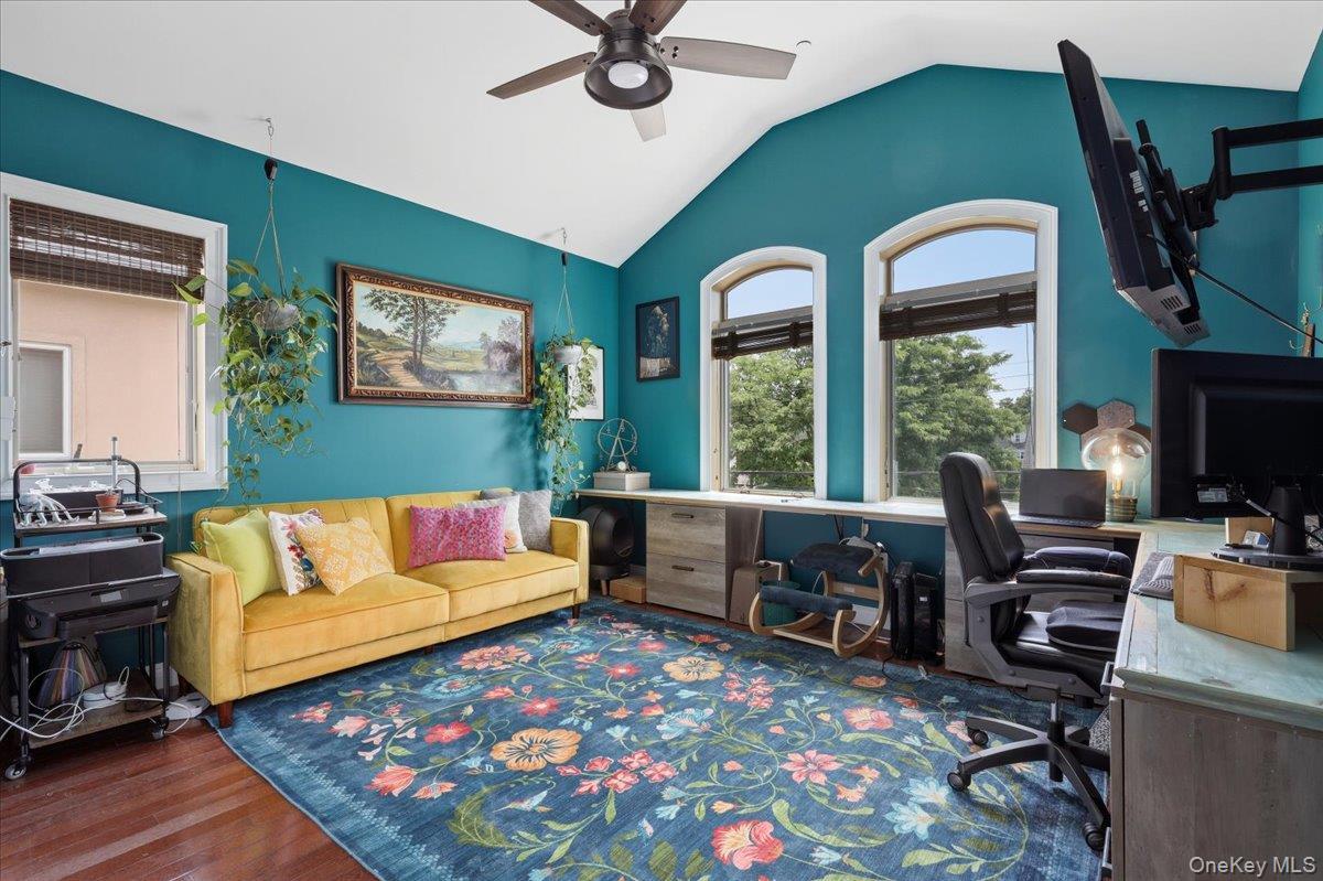 Single Family Tier Street Bronx, NY 10464, MLS-998387-17