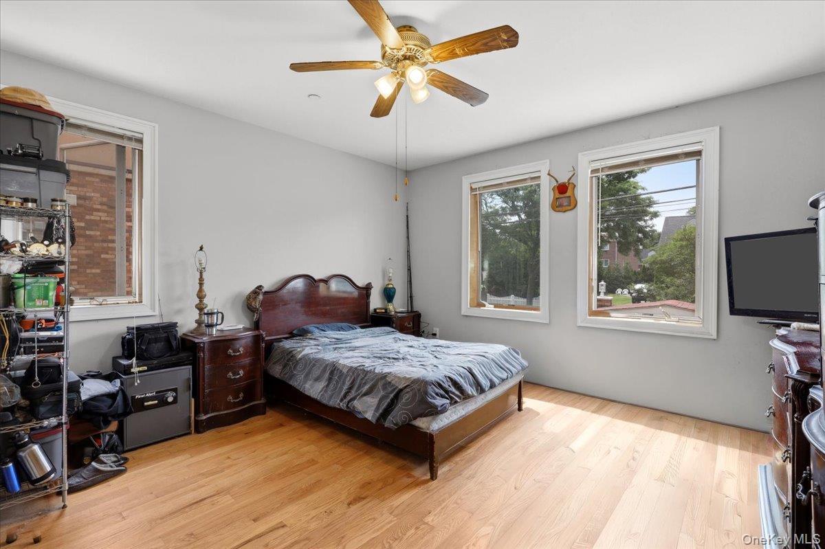 Single Family Tier Street Bronx, NY 10464, MLS-998387-29