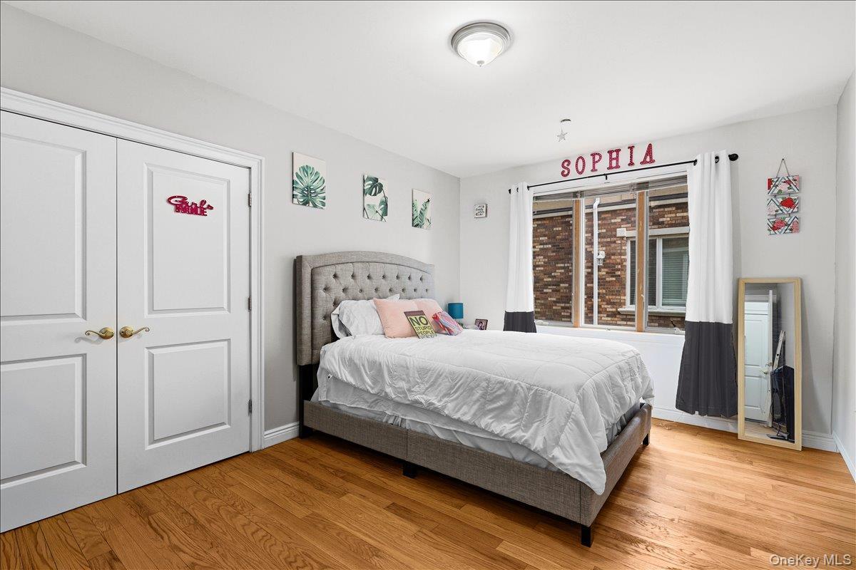 Single Family Tier Street Bronx, NY 10464, MLS-998387-34