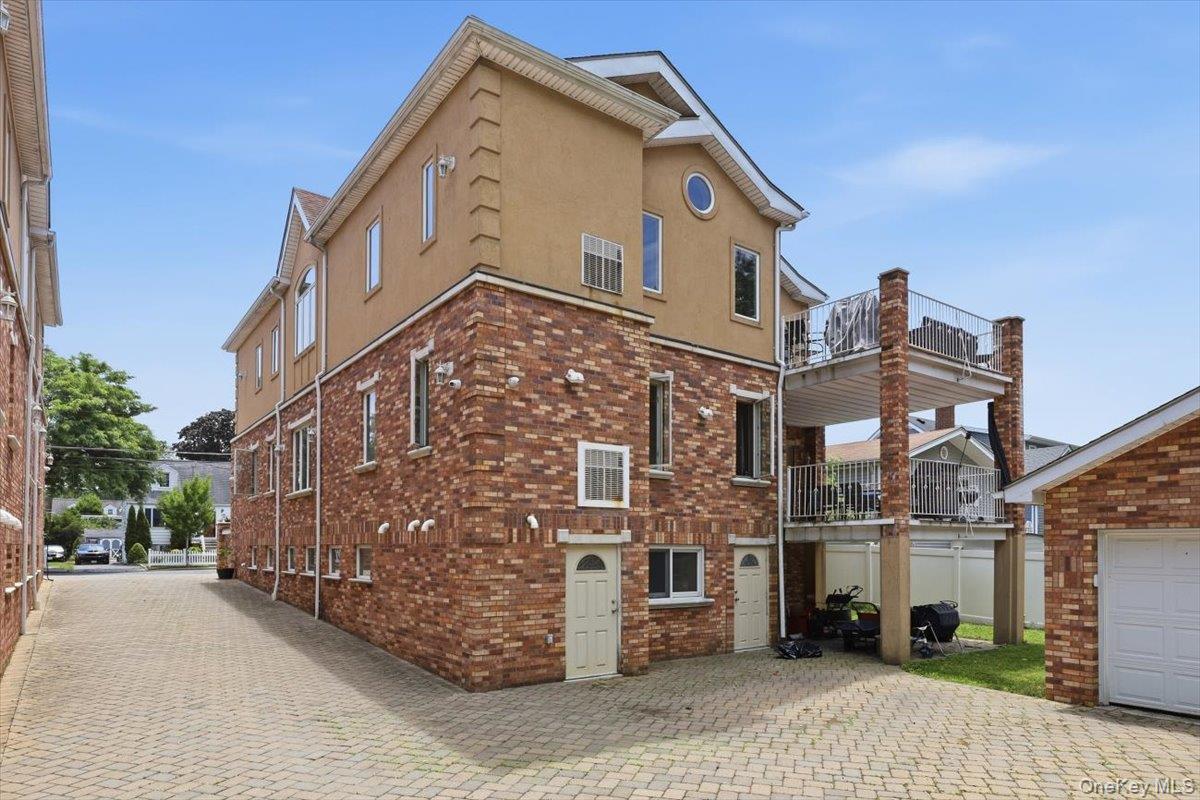 Single Family Tier Street Bronx, NY 10464, MLS-998387-40