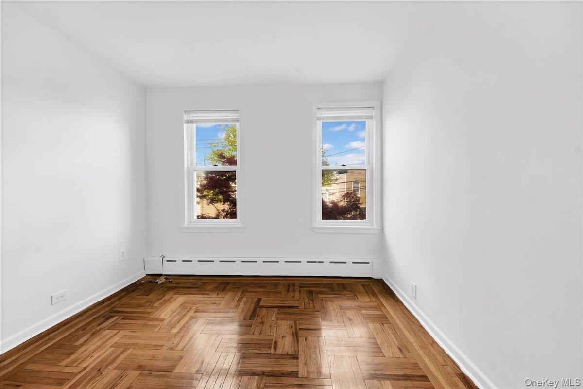 Single Family Revere Bronx, NY 10465, MLS-998393-17
