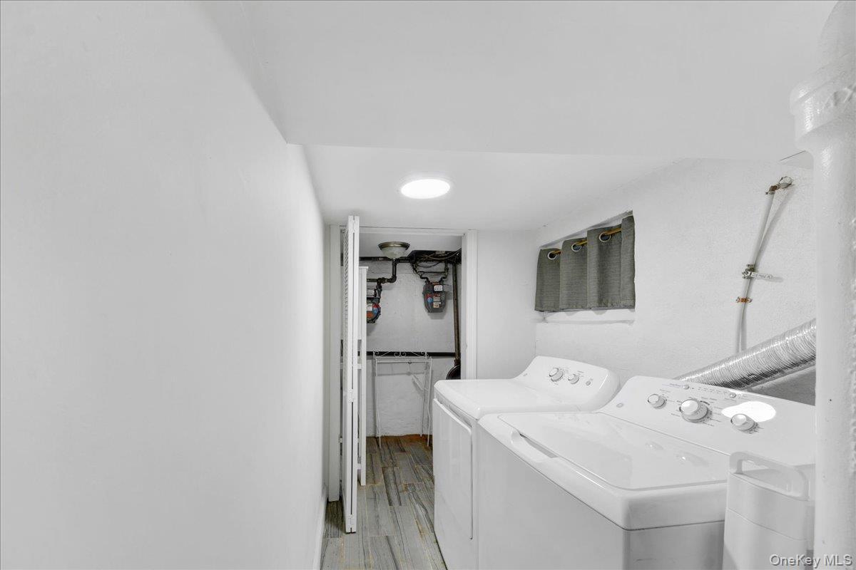 Single Family Revere Bronx, NY 10465, MLS-998393-24