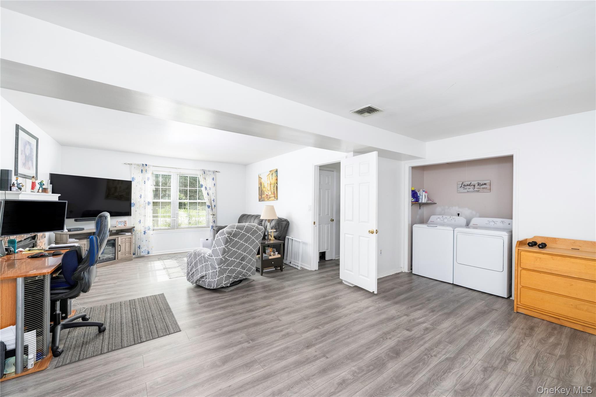 Single Family Inwood Avenue  Dutchess County, NY 12601, MLS-998409-5