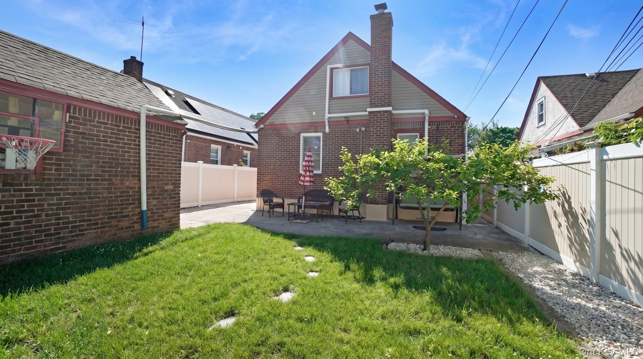 Single Family Amelia  Queens, NY 11434, MLS-998416-18