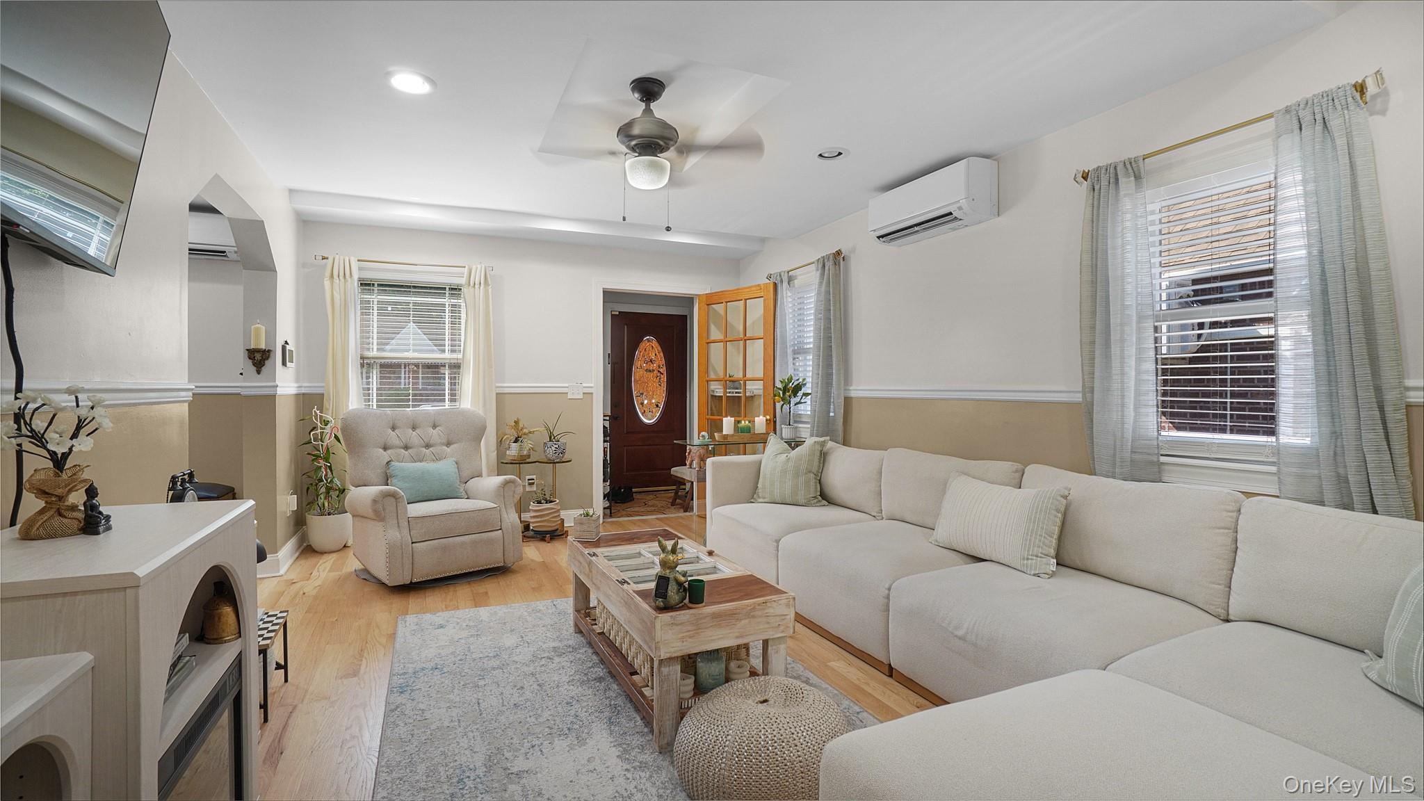 Single Family Amelia Queens, NY 11434, MLS-998416-4