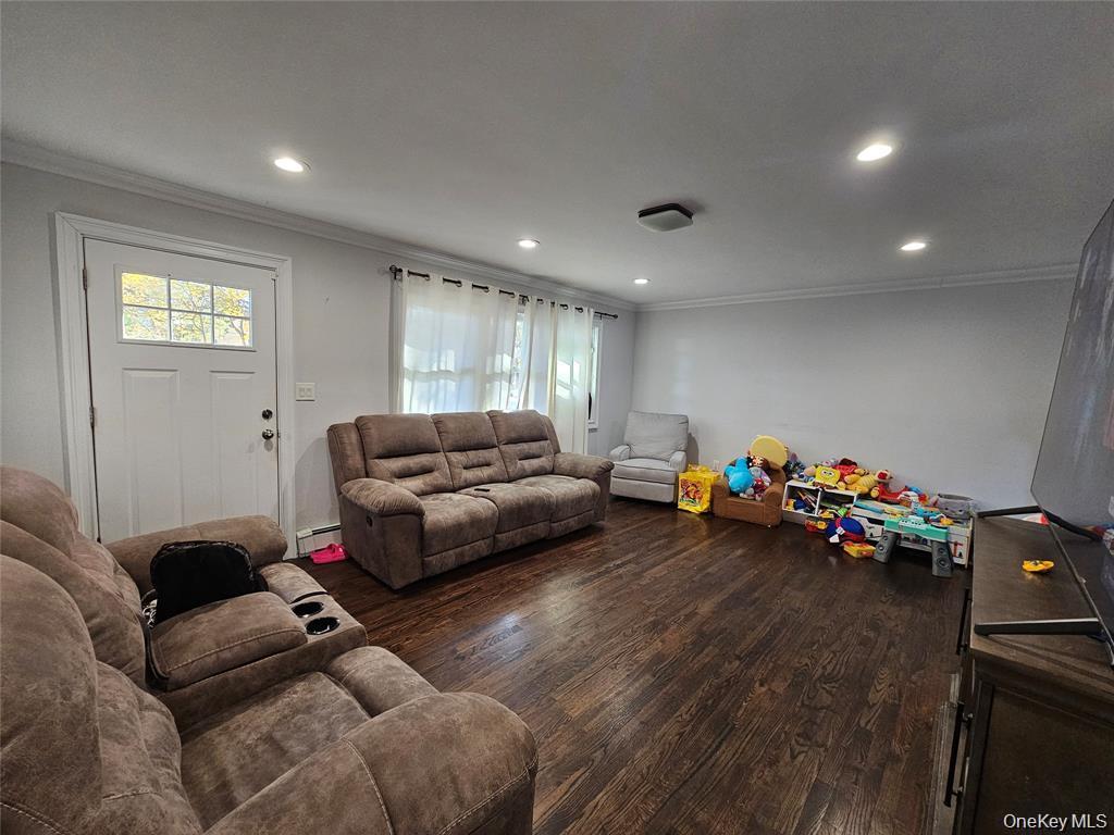 Single Family Hudson Avenue Suffolk County, NY 11755, MLS-998443-3