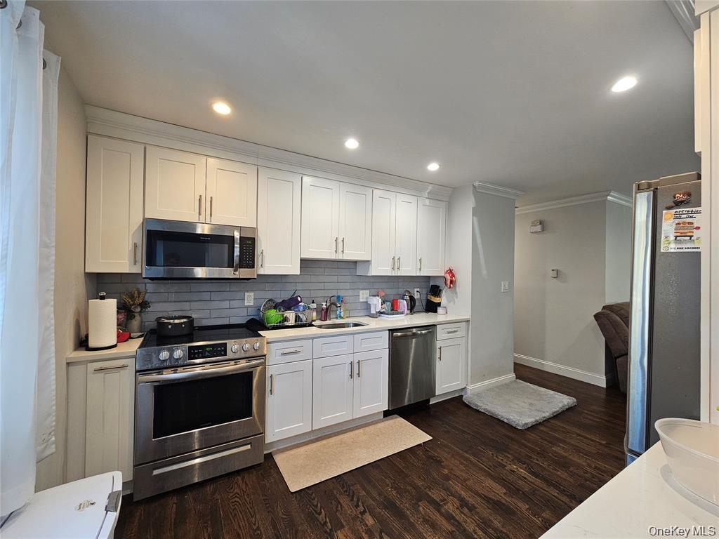 Single Family Hudson Avenue Suffolk County, NY 11755, MLS-998443-4