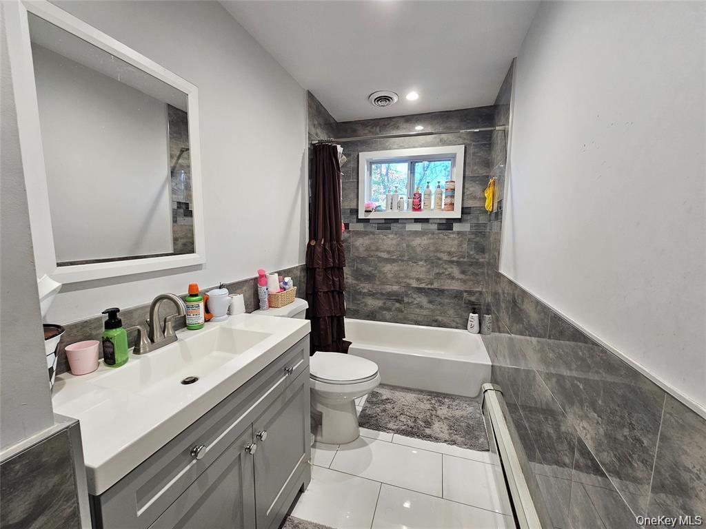 Single Family Hudson Avenue Suffolk County, NY 11755, MLS-998443-6