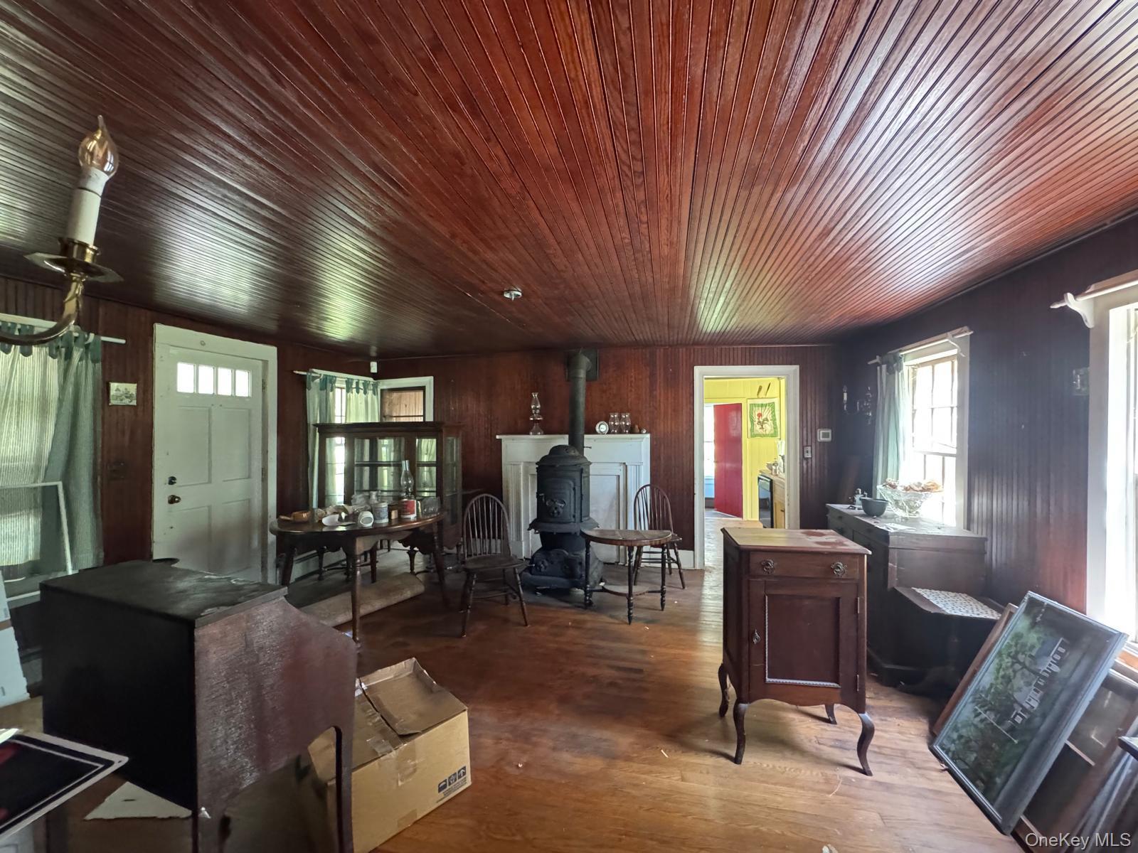 Single Family Franklinville Road Suffolk County, NY 11948, MLS-998484-8