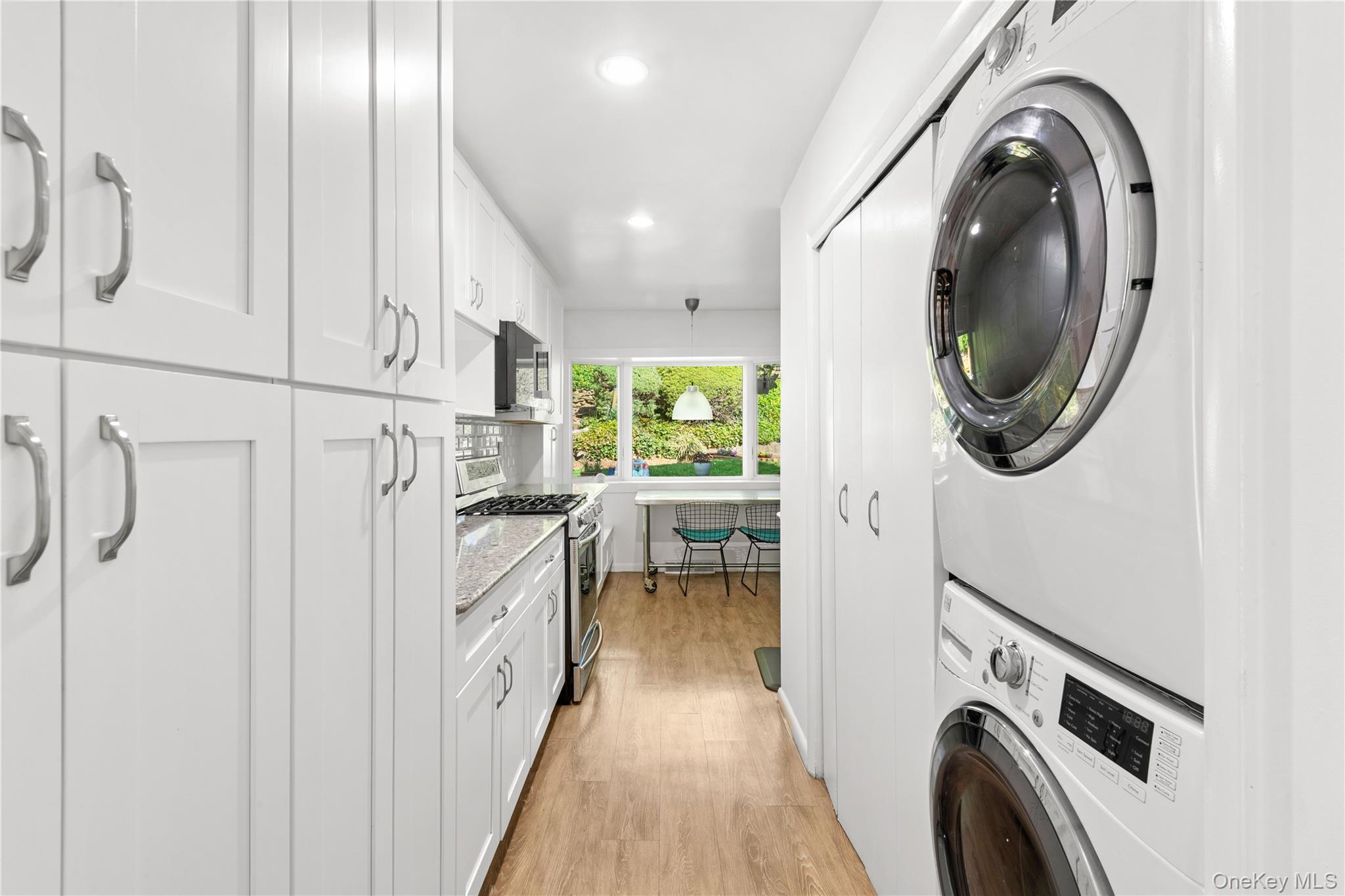 Single Family Netherland  Bronx, NY 10463, MLS-998512-7