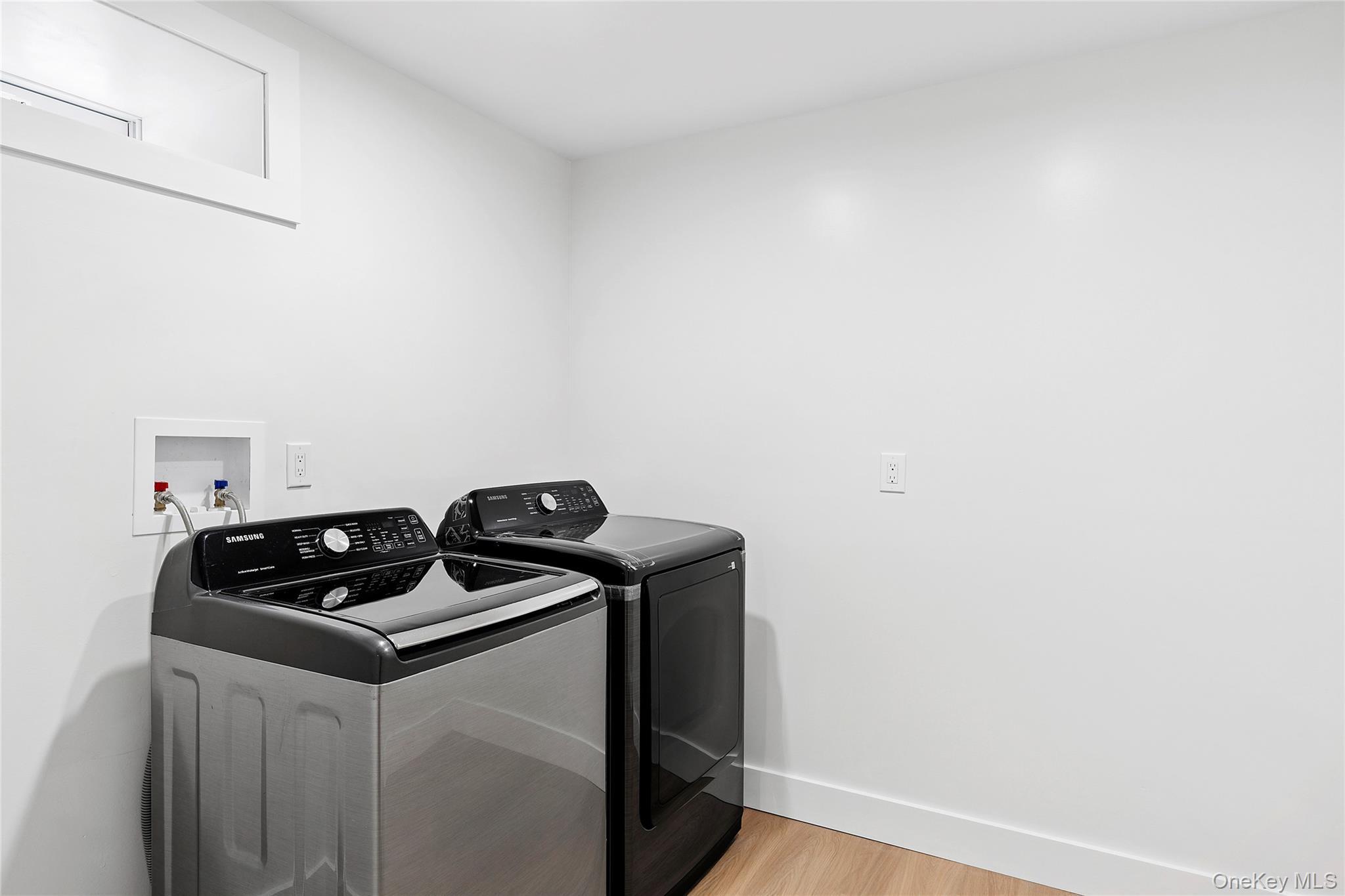 Single Family Shore Road Suffolk County, NY 11946, MLS-998567-13