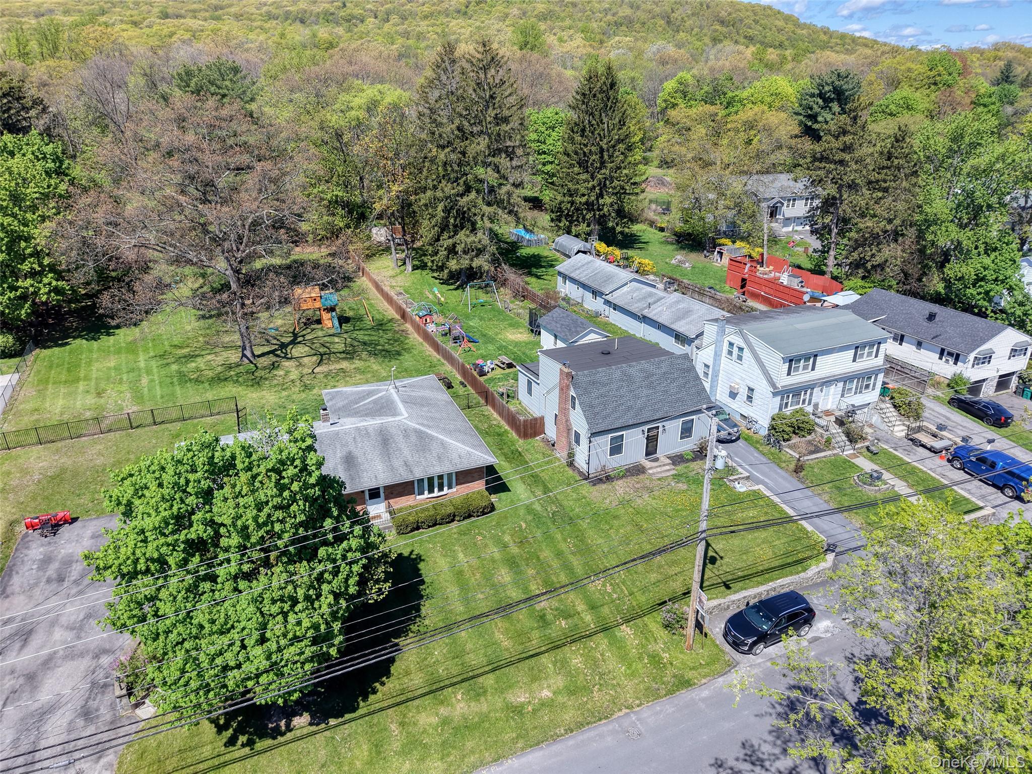 Single Family Phillips Avenue  Ulster County, NY 12528, MLS-998627-34
