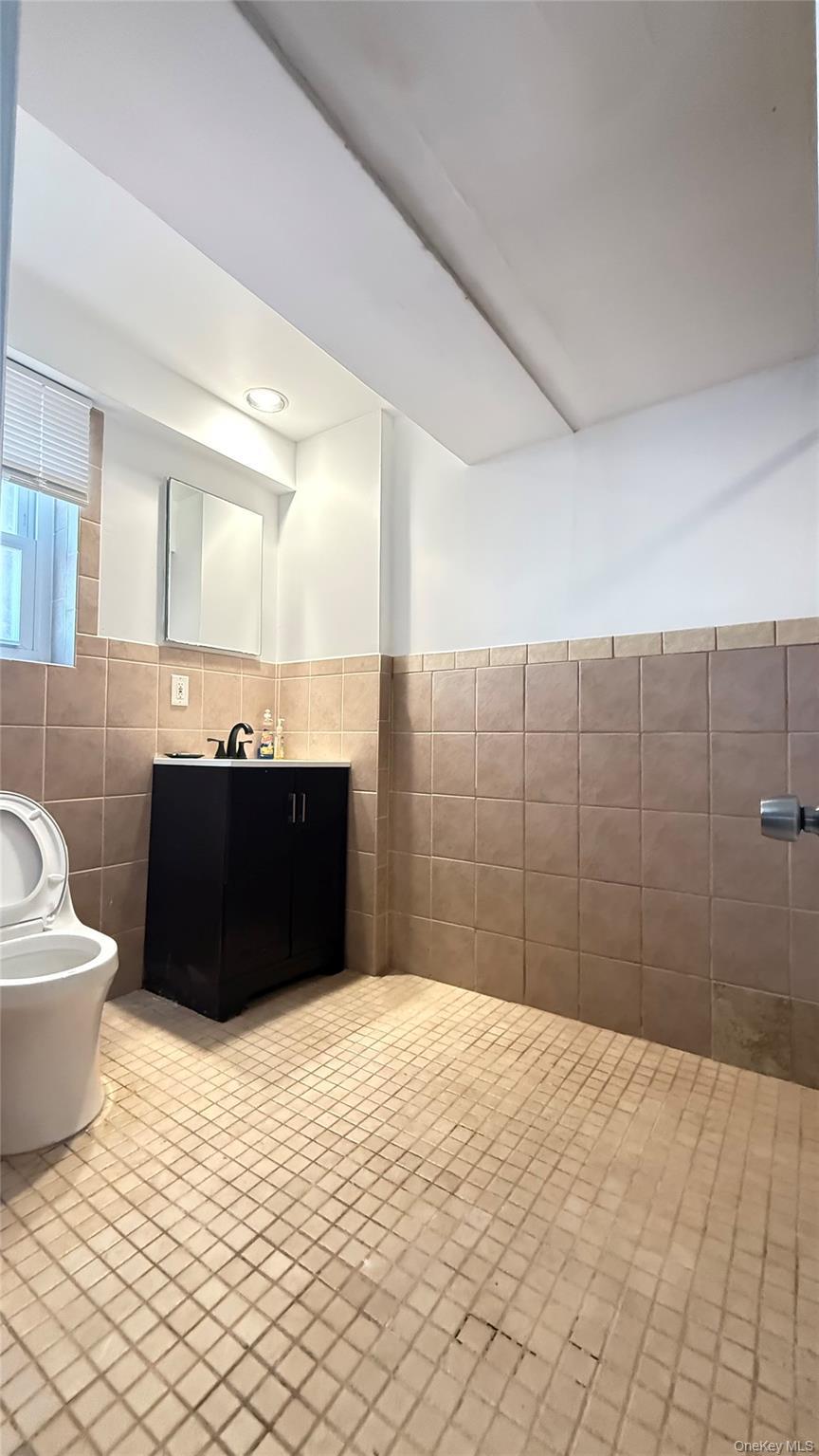 Single Family 23rd Road Queens, NY 11360, MLS-998628-10