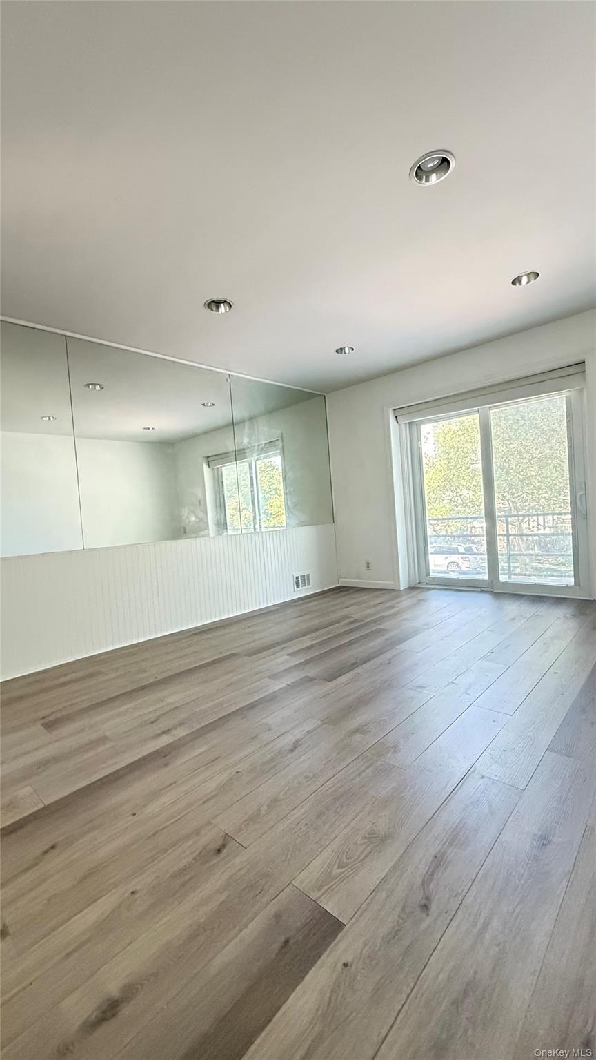 Single Family 23rd Road Queens, NY 11360, MLS-998628-7