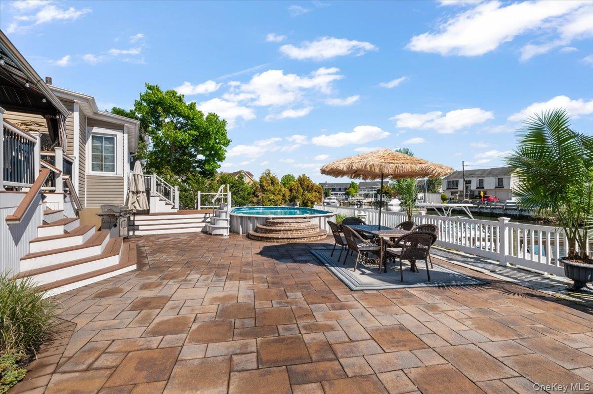 Single Family Islip Court Nassau County, NY 11793, MLS-998636-29