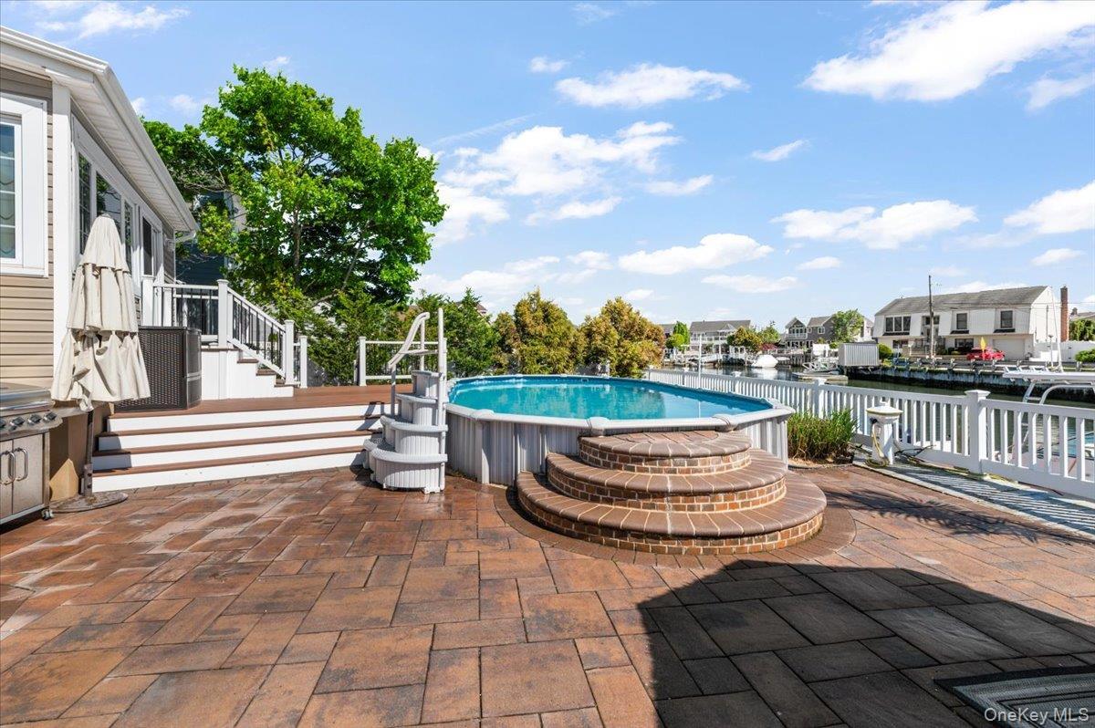 Single Family Islip Court Nassau County, NY 11793, MLS-998636-31