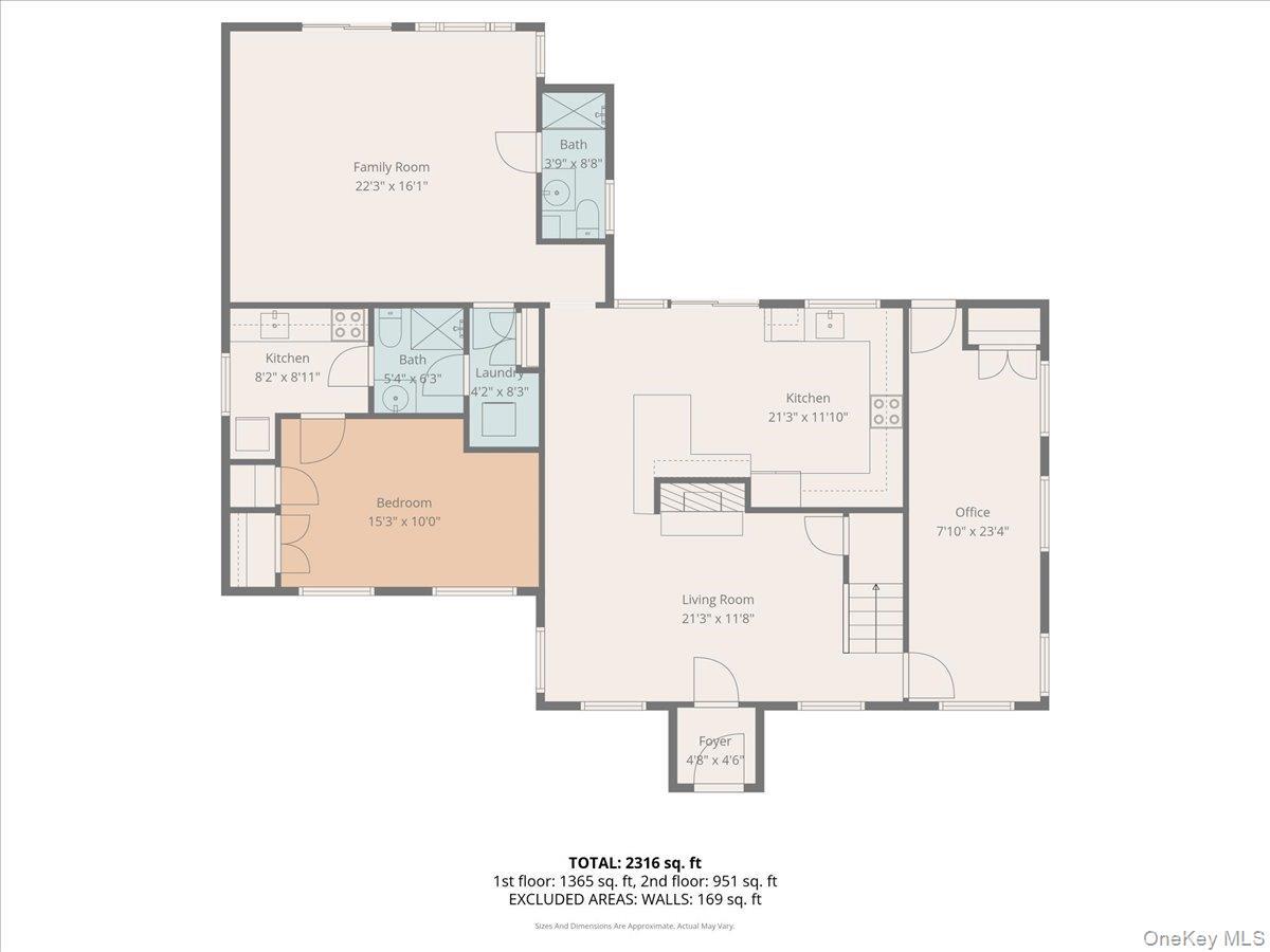 Single Family Islip Court Nassau County, NY 11793, MLS-998636-38