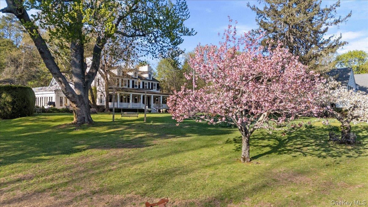 Single Family Roads End  Nassau County, NY 11545, MLS-998655-3