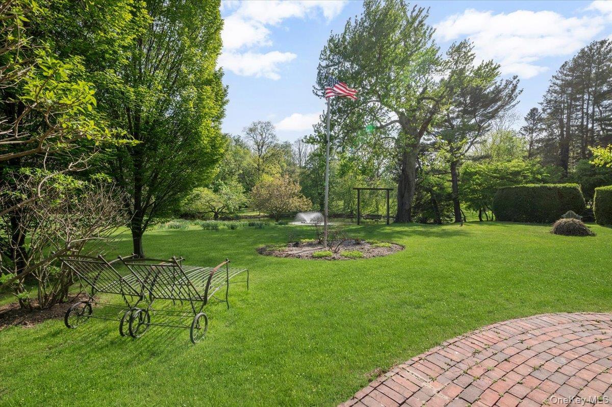 Single Family Roads End  Nassau County, NY 11545, MLS-998655-39