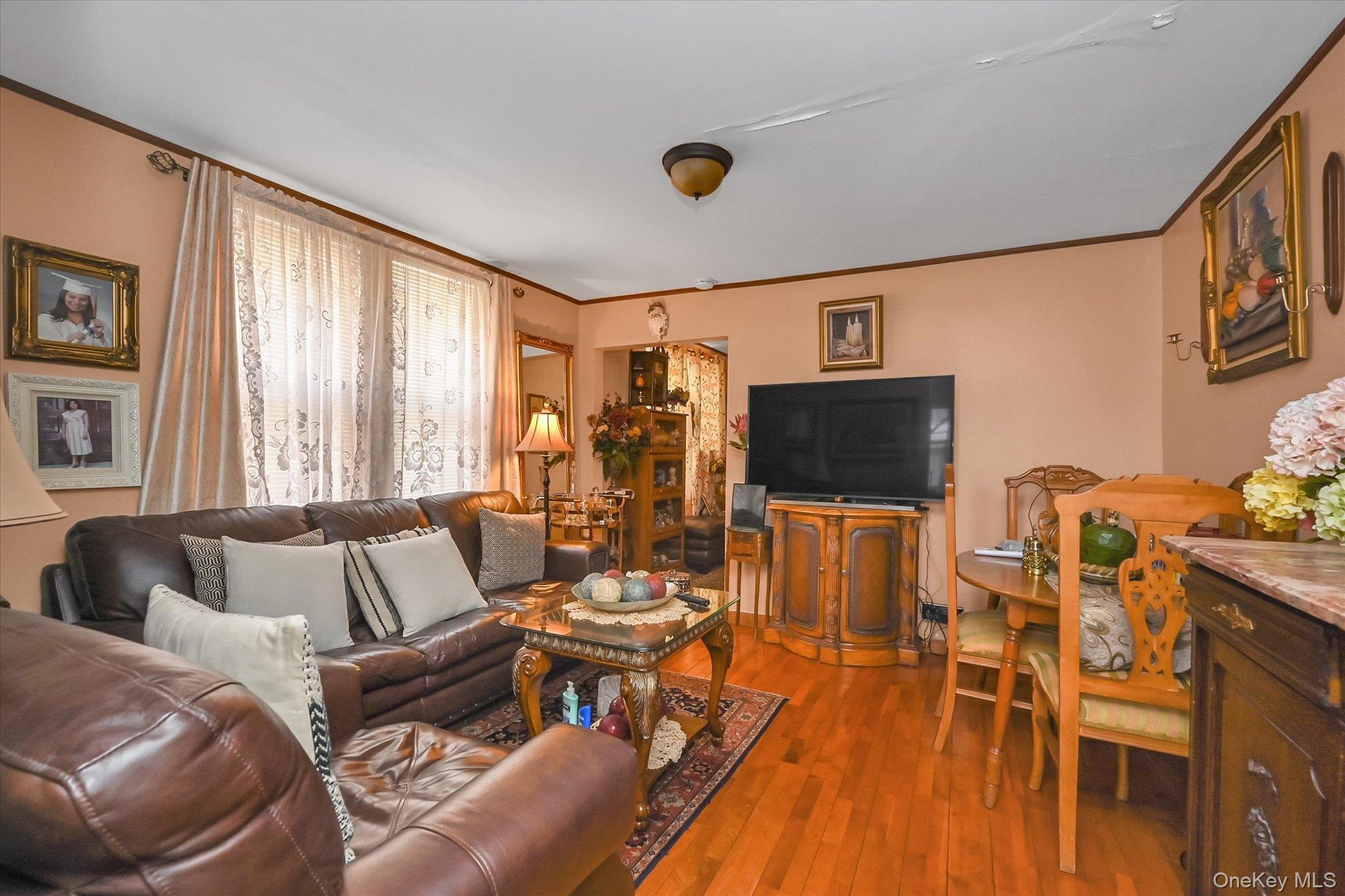 Single Family 80th Queens, NY 11385, MLS-998656-11