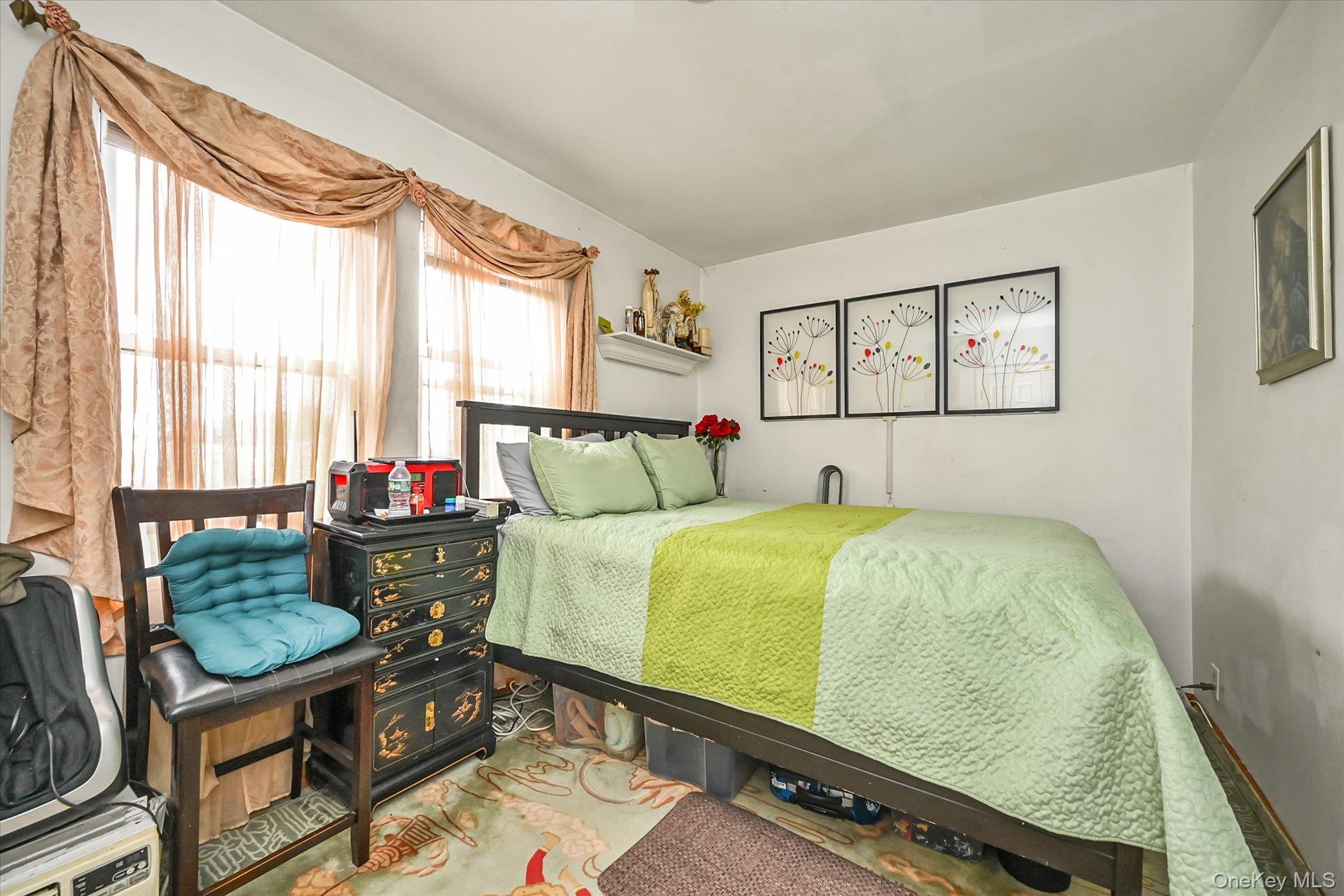 Single Family 80th Queens, NY 11385, MLS-998656-6