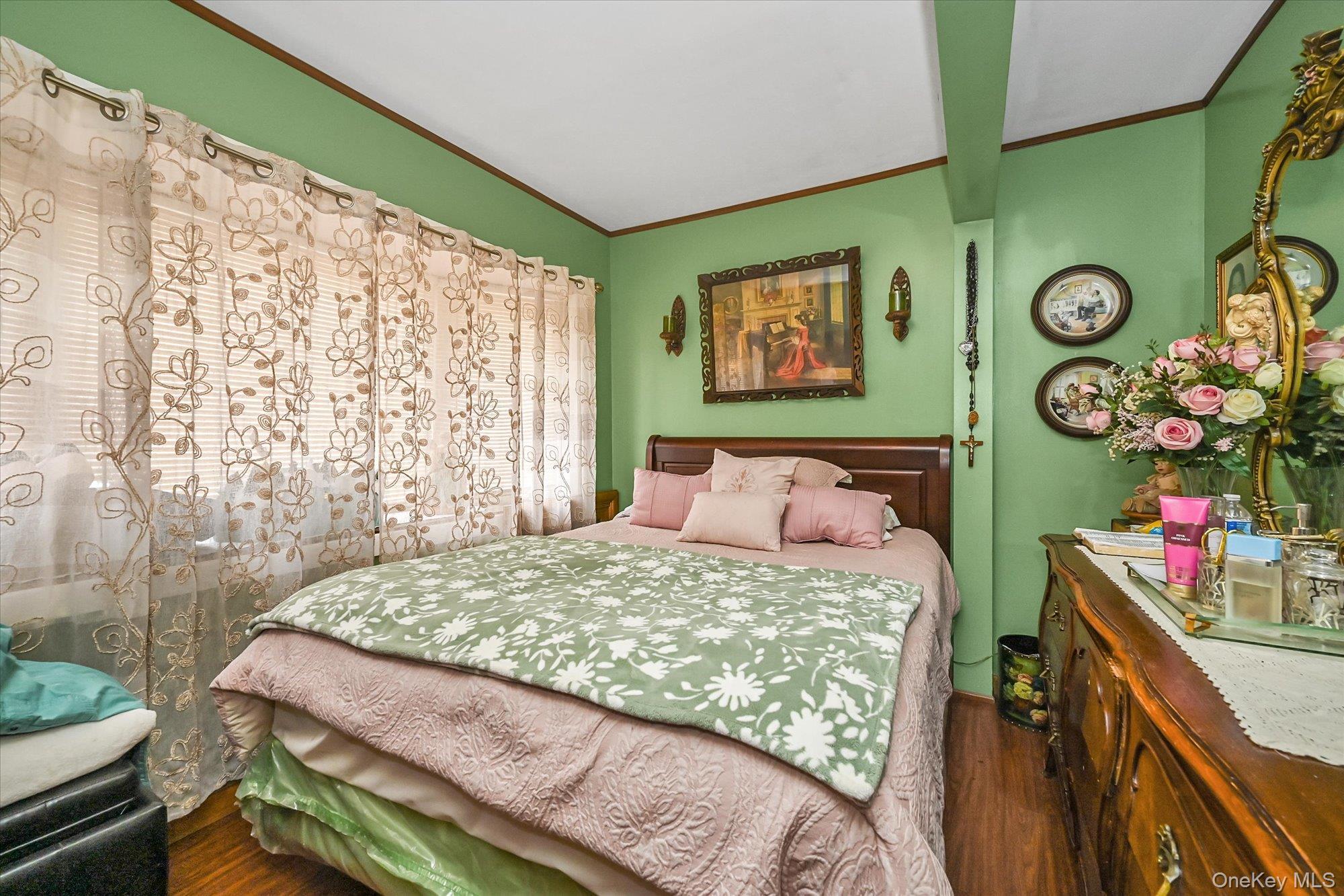 Single Family 80th Queens, NY 11385, MLS-998656-7