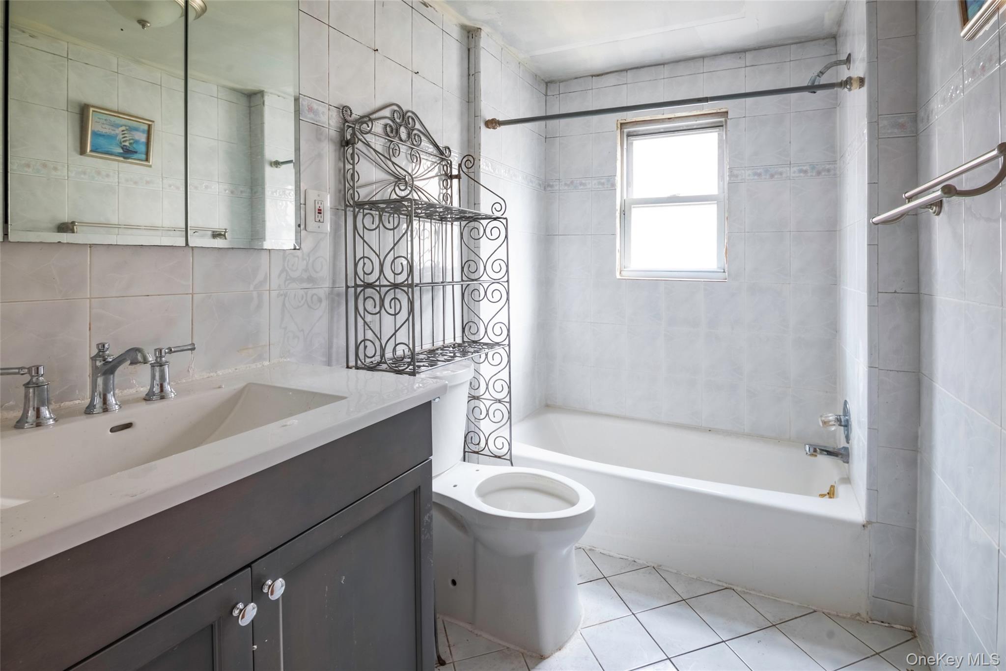 Single Family 244th  Queens, NY 11422, MLS-998695-5
