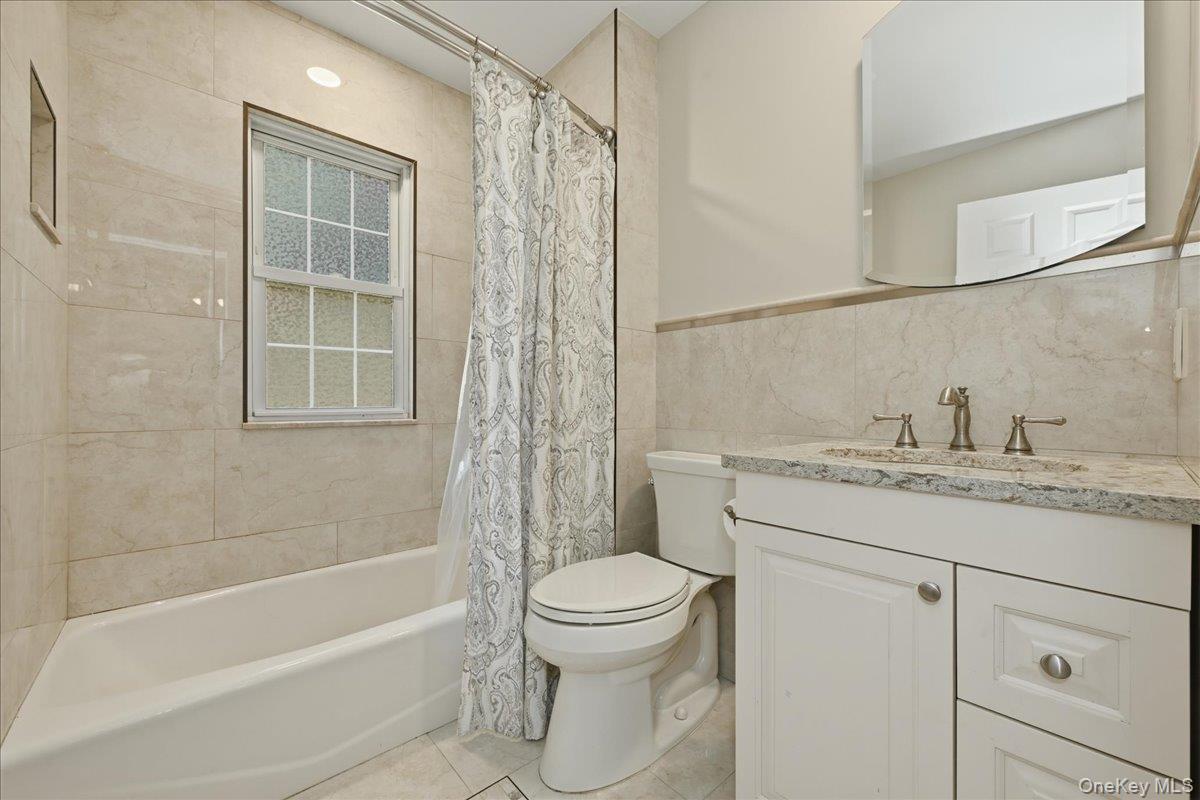 Single Family 205th Street Queens, NY 11361, MLS-998737-24