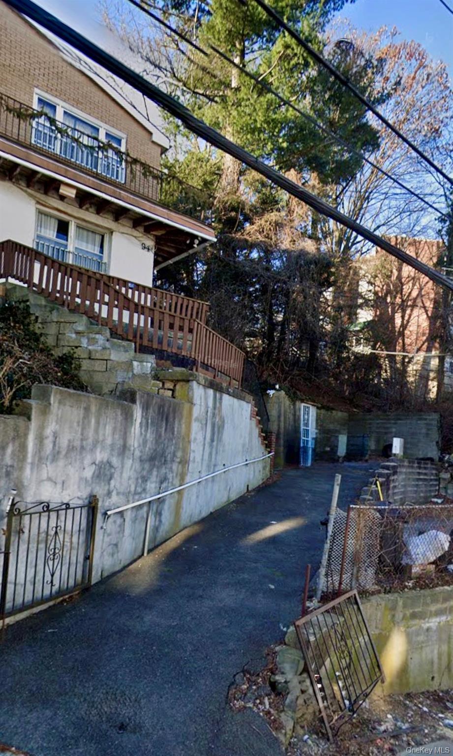 Single Family William Street  Westchester County, NY 10701, MLS-998743-25