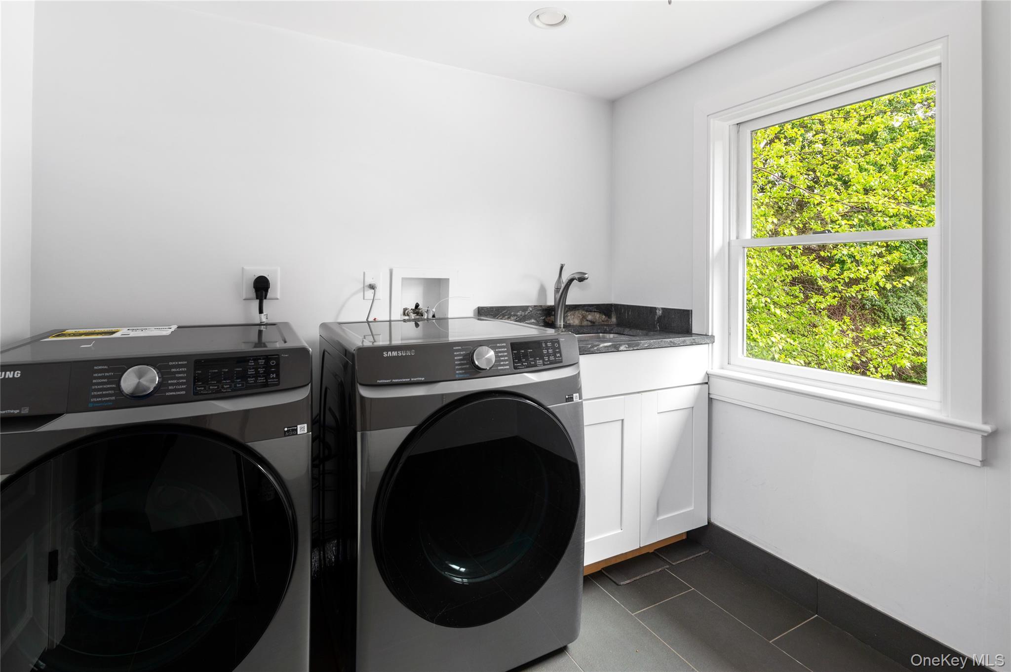 Single Family Taconic  Out Of Area, NY 06831, MLS-998749-28