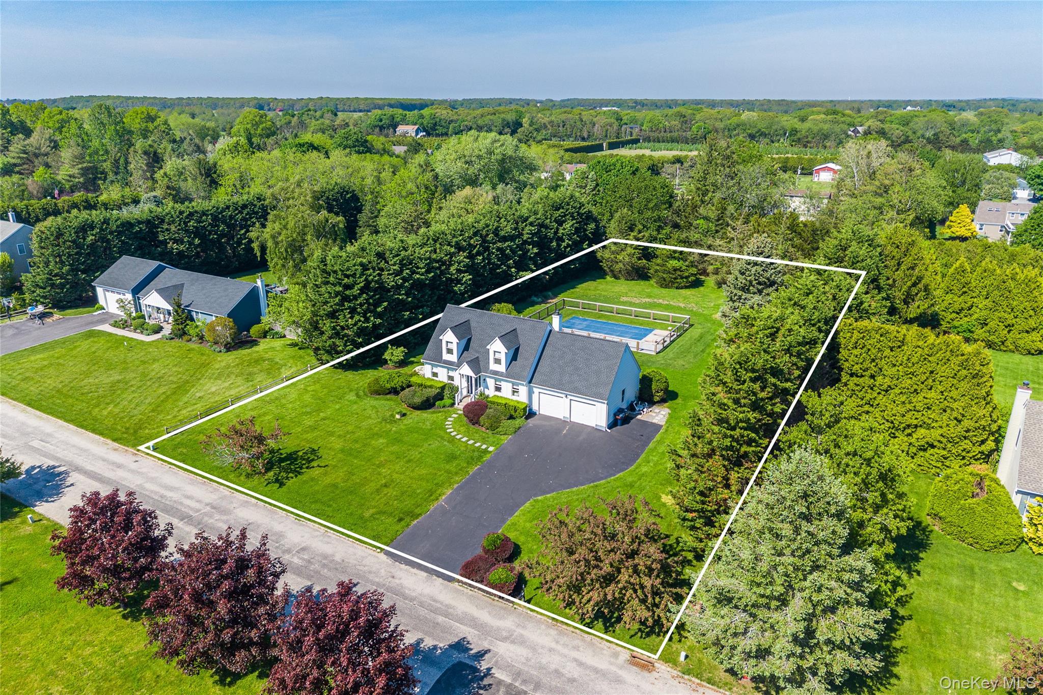 Single Family Gabriella Court  Suffolk County, NY 11952, MLS-998812-3