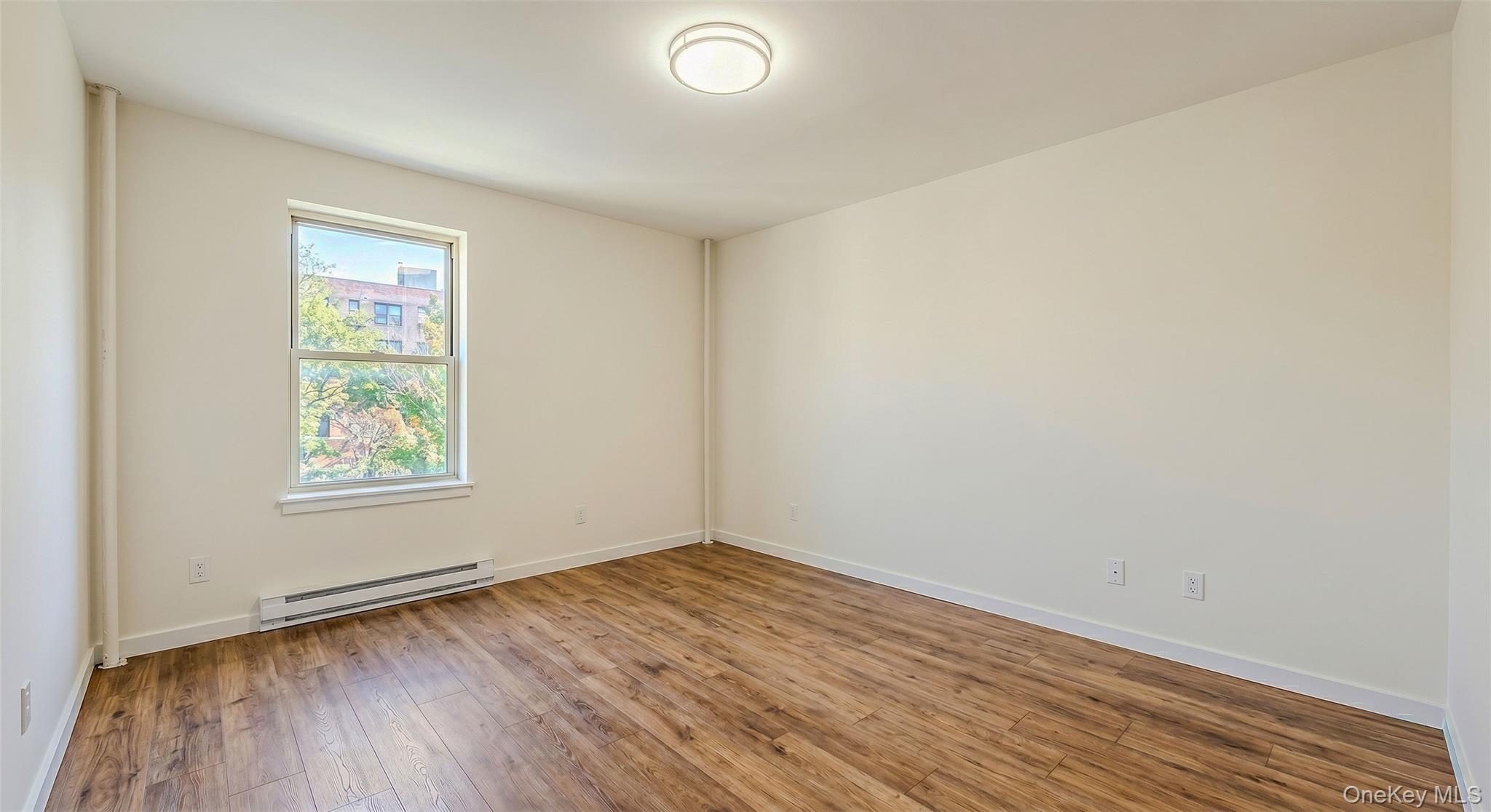 Single Family 223rd Bronx, NY 10466, MLS-998816-12