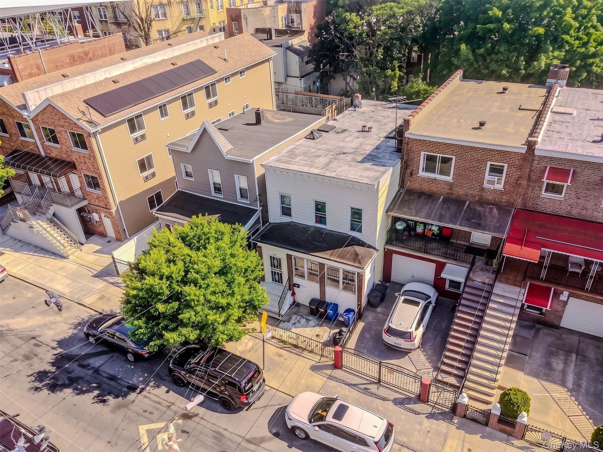 Single Family 223rd  Bronx, NY 10466, MLS-998816-22