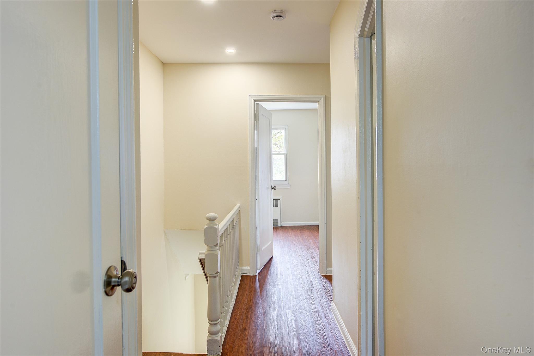 Single Family 76th Road Queens, NY 11366, MLS-998900-21