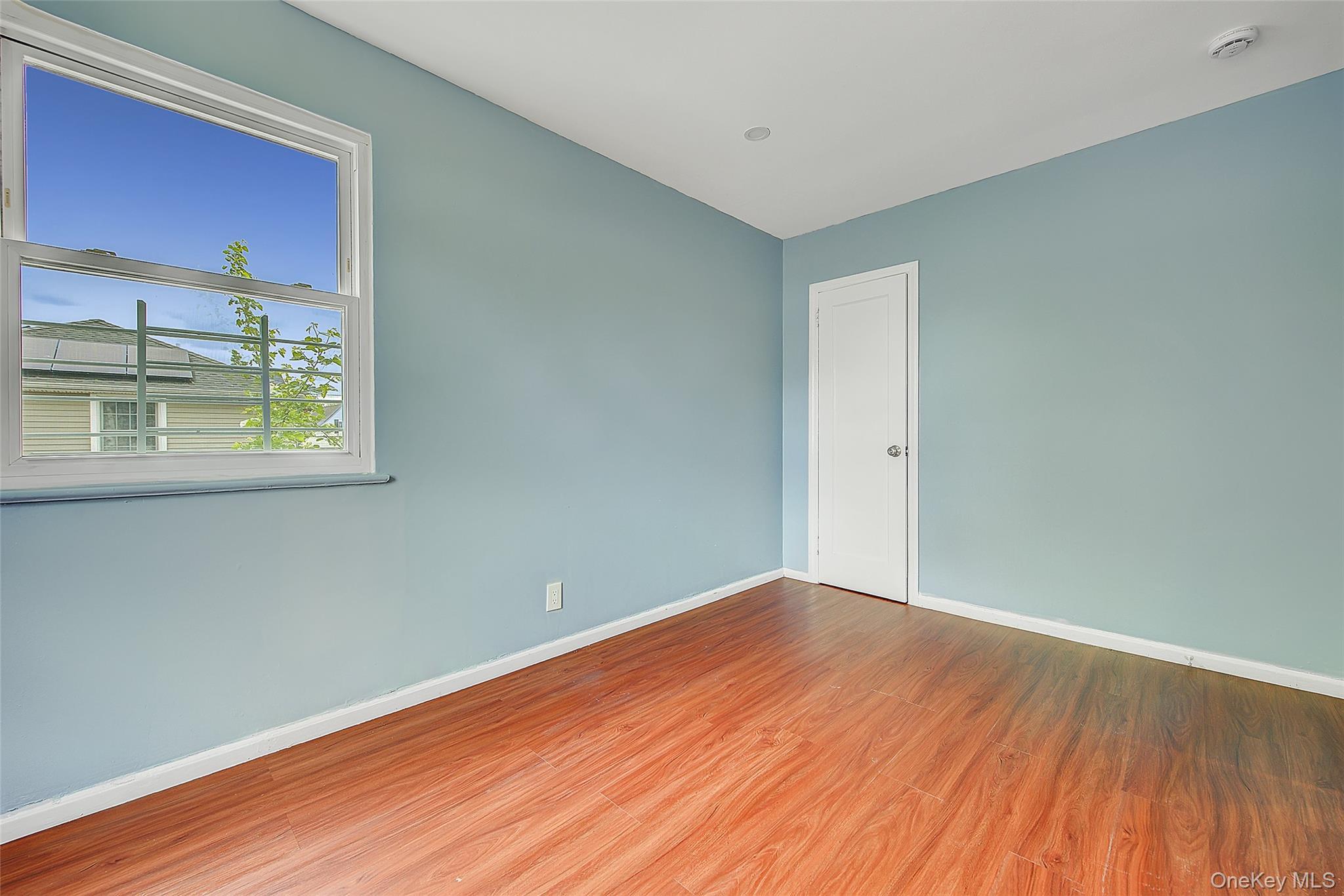 Single Family 76th Road Queens, NY 11366, MLS-998900-26