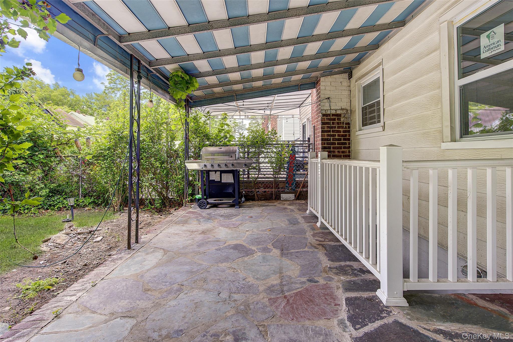 Single Family 76th Road Queens, NY 11366, MLS-998900-43