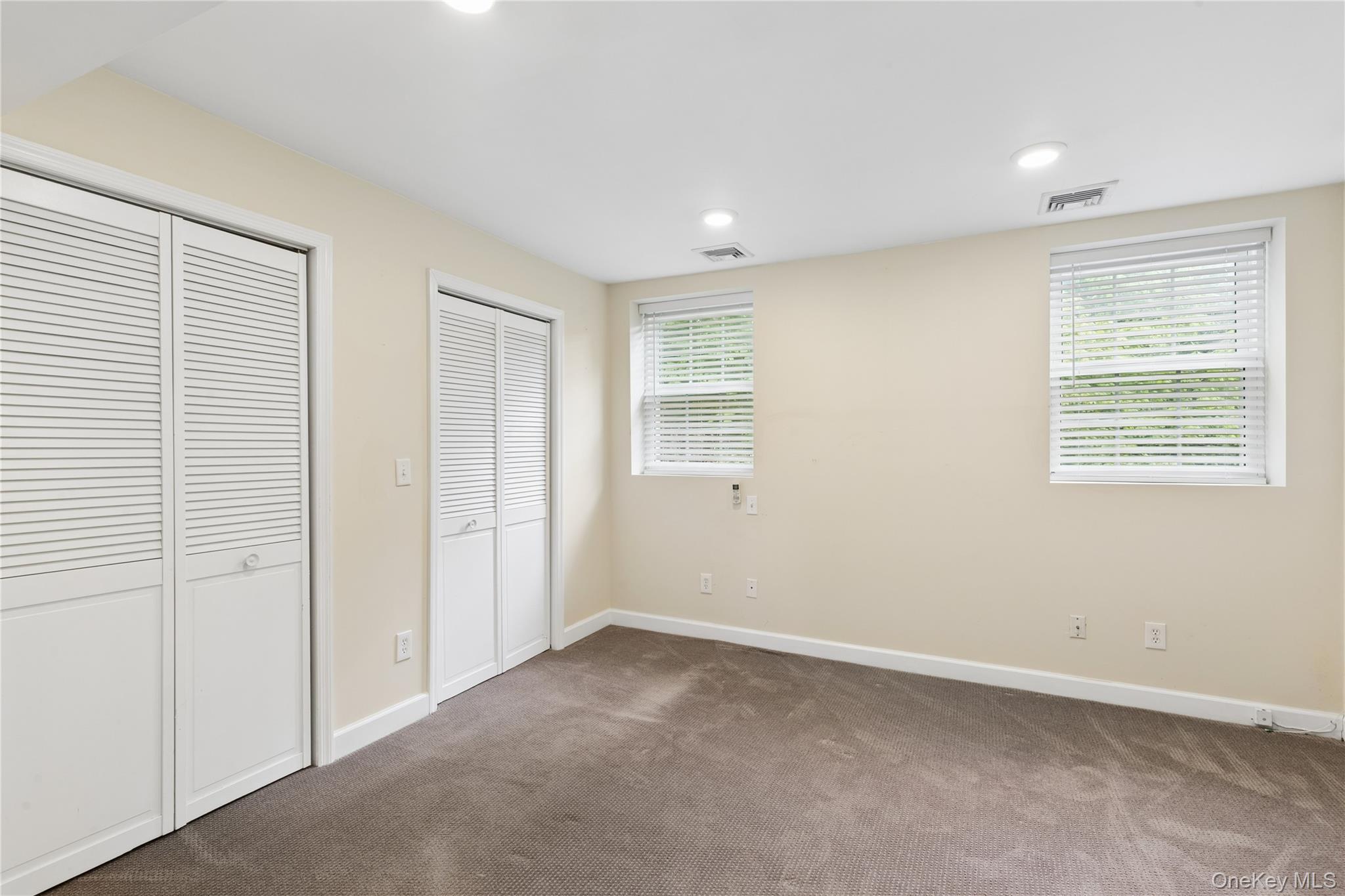 Single Family Old Dock Road Suffolk County, NY 11754, MLS-998905-28